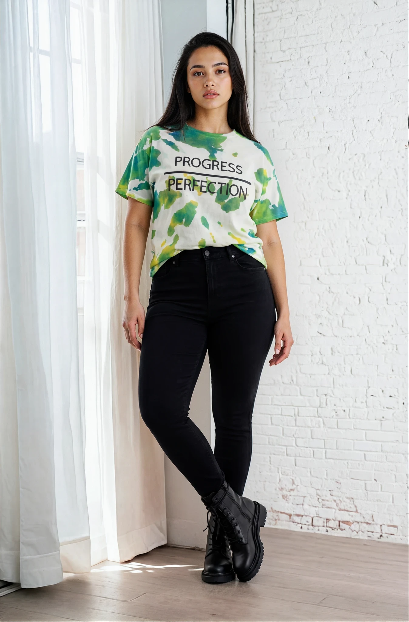 IMG_1936-women bottom 03_front-women footwear 4_front-Camila-Lofty Look.png