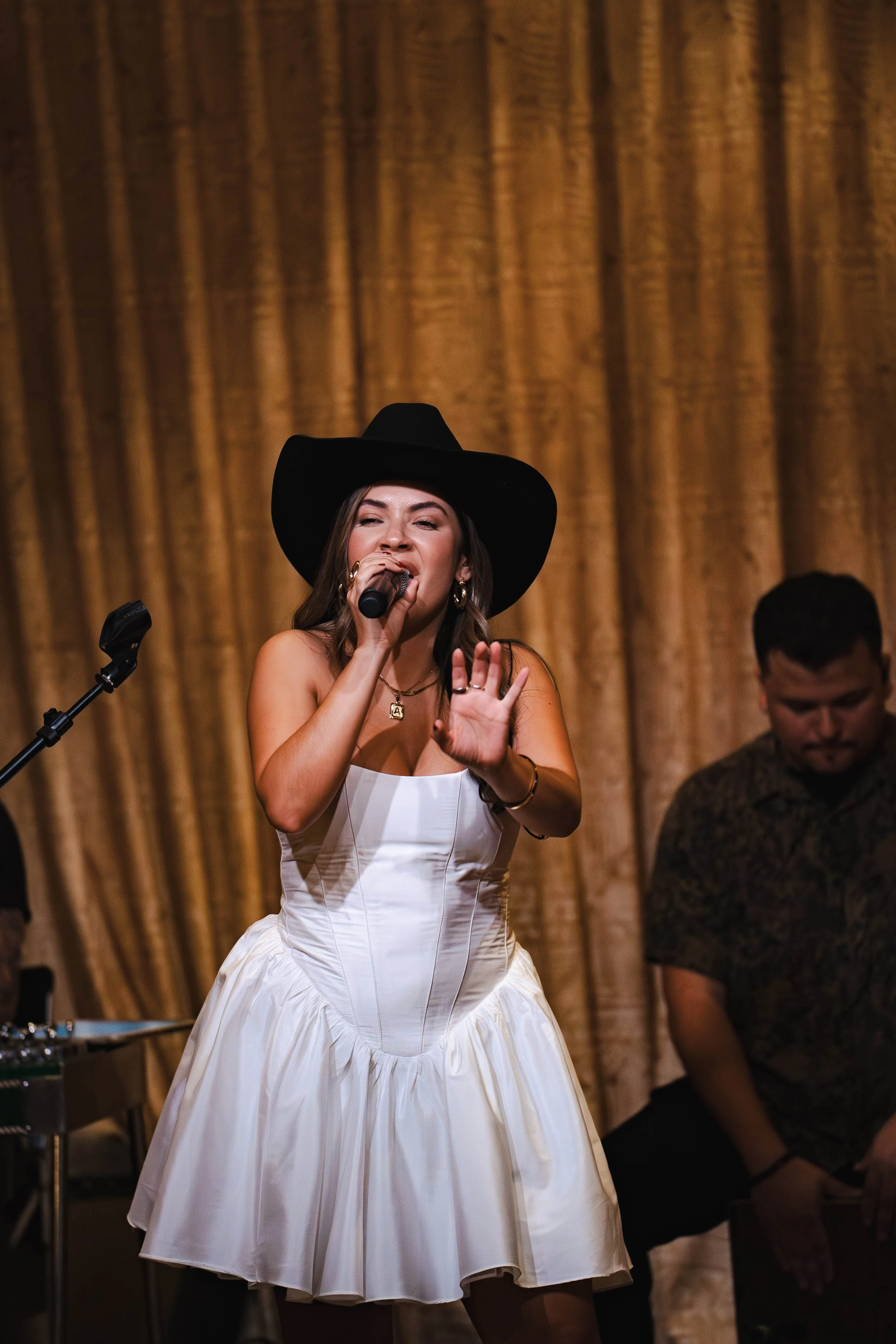 DJN09917-2.jpg