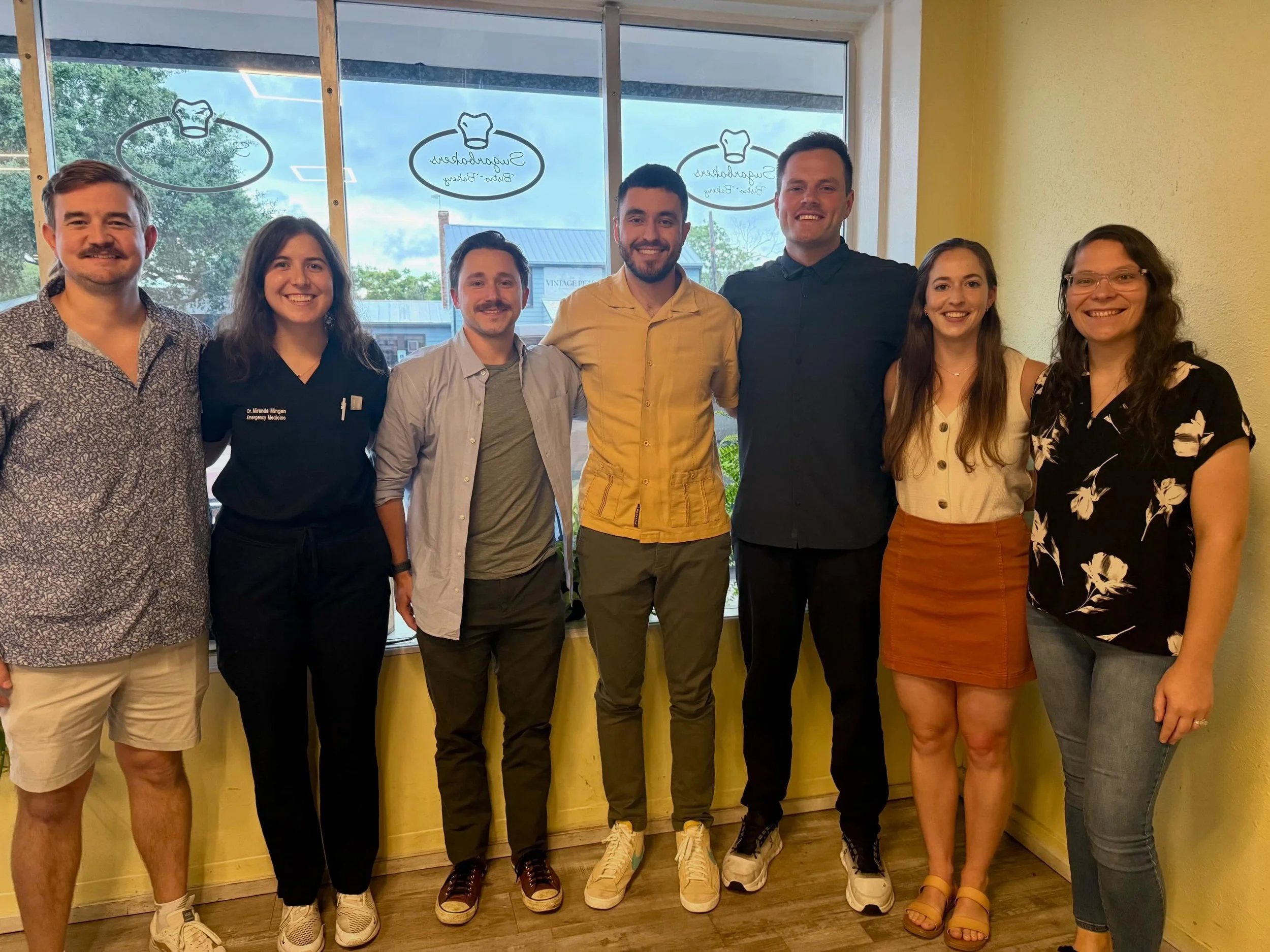 New Chief/Old Chief celebratory transition dinner! 👏 If you need to reach our Chiefs, you can officially find Drs. Clementson, Mingen, Seip, and Tavallaee behind the email ccemchiefs@gmail.com. Thanks to Drs. Harbin, Nielsen, and Shorten for everyth