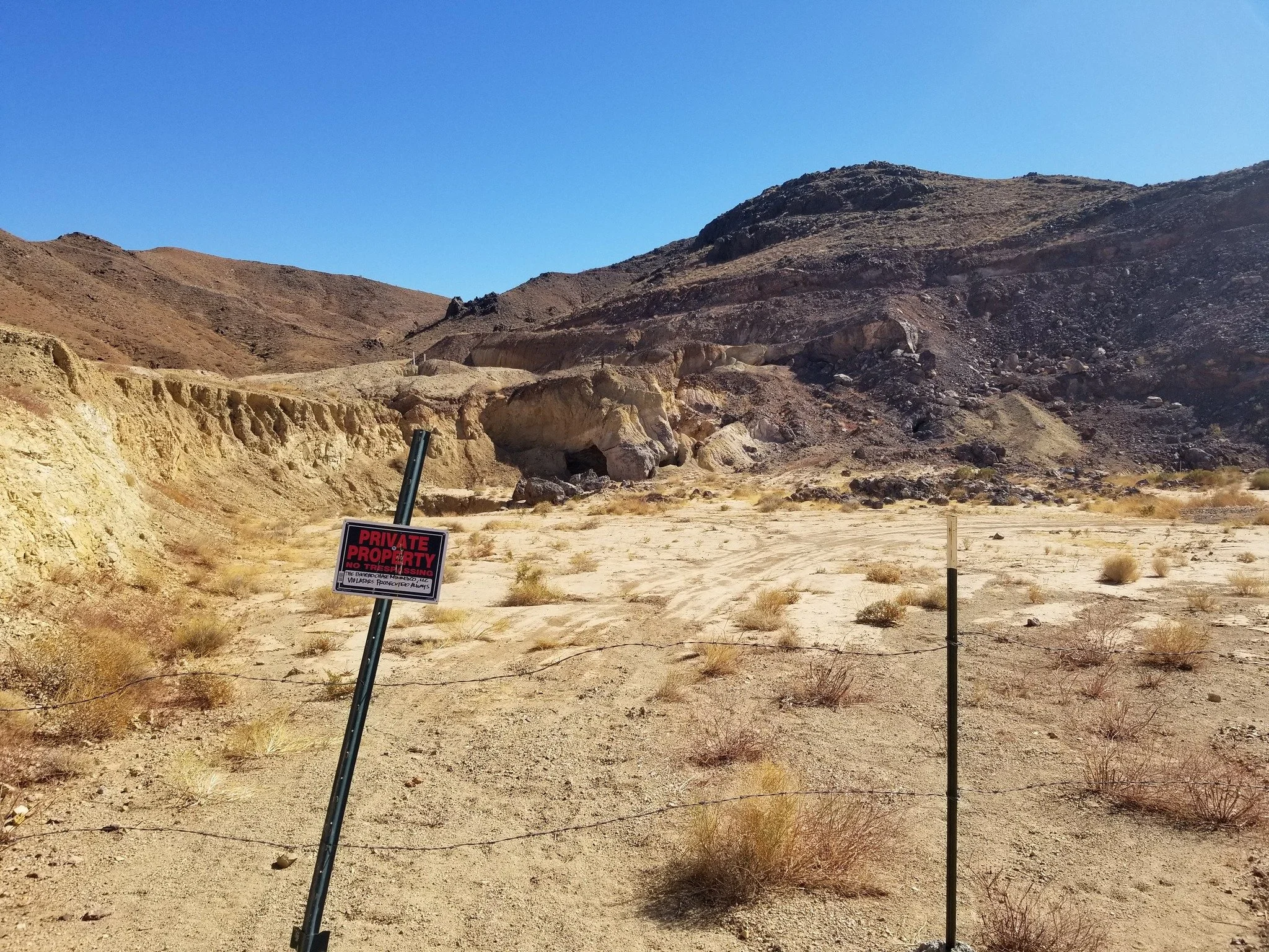 In 2021, BCR had the privilege of conducting a cultural resources assessment at the historic Bagdad Chase Mine for @elmtconsulting in San Bernardino County. 

These remarkable images capture the mine's preserved features&mdash;from the main adit and 