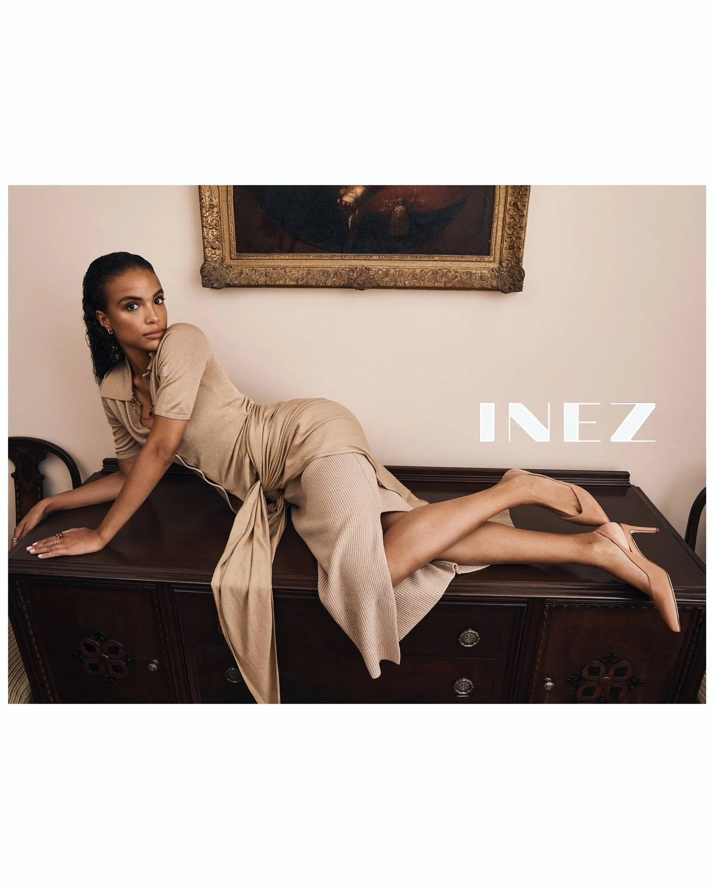 Fun times with this team shooting the new Fall 2025 campaign for @inez 🤍👠⚡️
Creative director: @hbs_nyc 
Marketing: @norburr_ 
Production: @t_musso 
Stylist: @em2drake 
Hair and makeup: @craighoneycutt 
Model: @hannahdonker 
Photo assistants: @npje