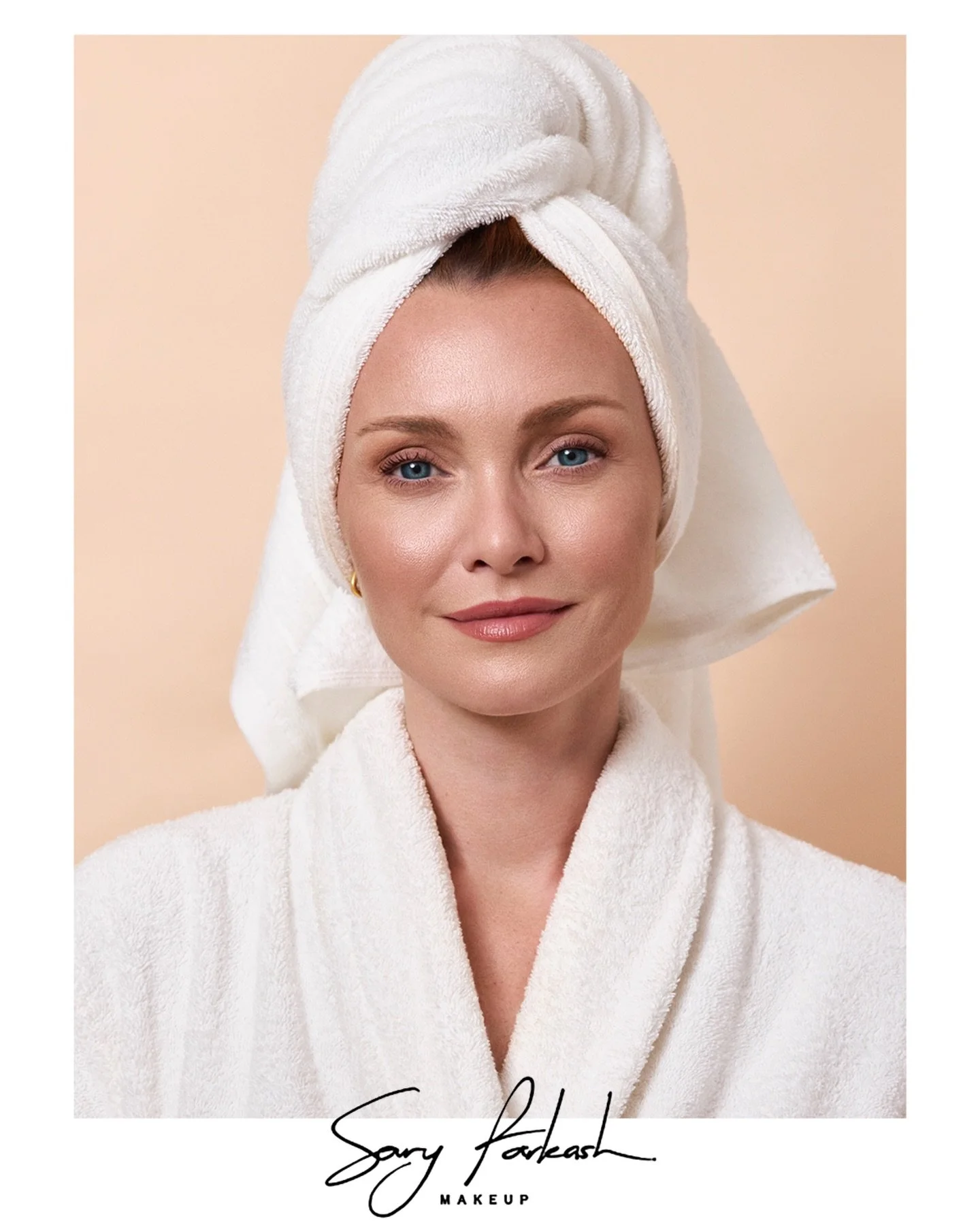 New beauty campaign out now! ✨💋⚡️💄✨
@saryfarkashmakeup @saryfarkashbeauty
Models: @mindfulwithnina @grace.ellee @kierstenmojica 
Retouching: @guberovich
Photo assistant: @laytonmiles__ 
Digital tech: @sarahgardner_studio