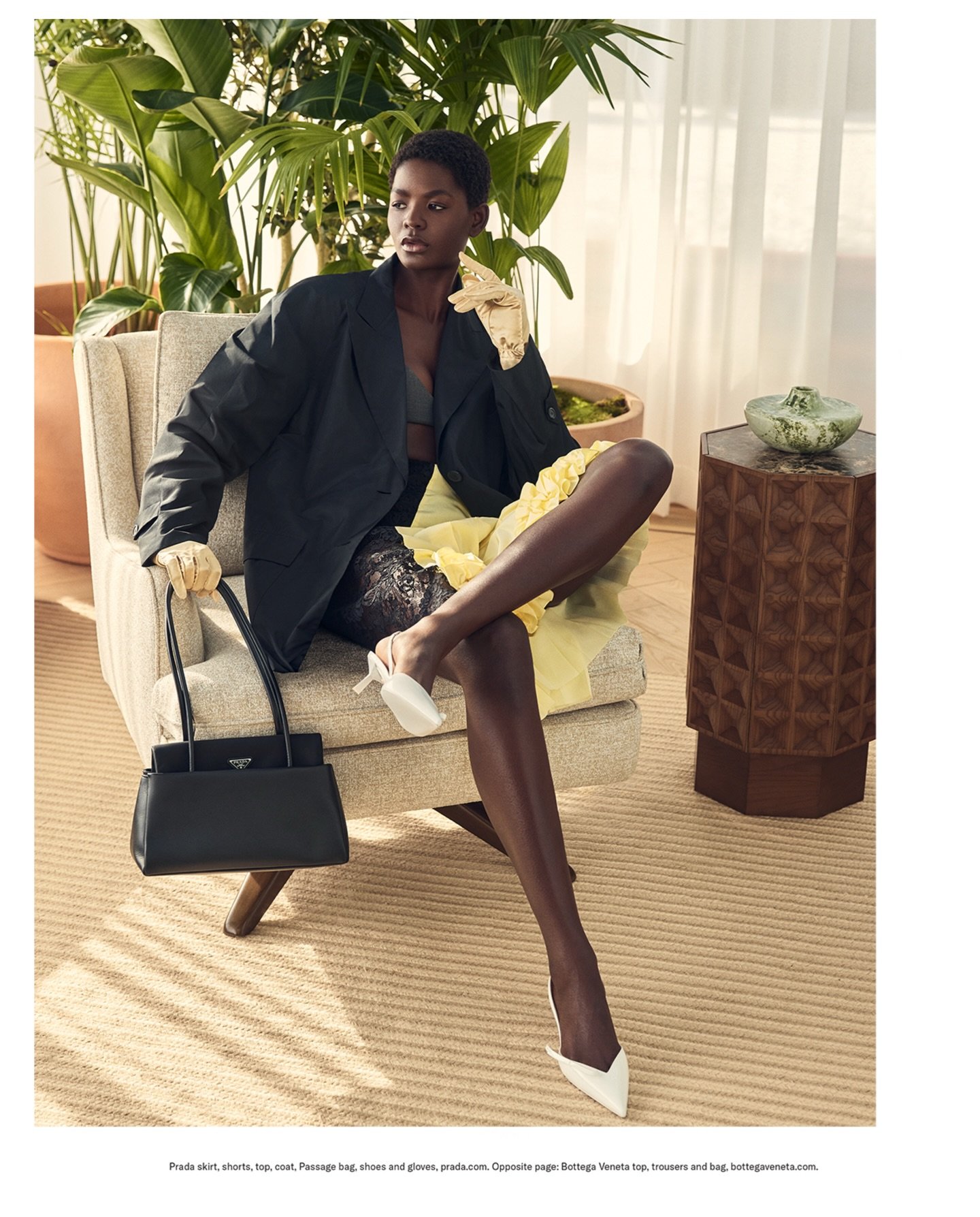 New spring editorial for @modernluxury shot at the beautiful @fsphiladelphia 💚🤍💛
Creative Director/Stylist: @fayevandevrede 
Makeup: @chichisaito 
Hair: @johnruidanthair 
Model: @mounafadiga 
Retouching: @guberovich
Casting: @nannlp217 @nicelittle