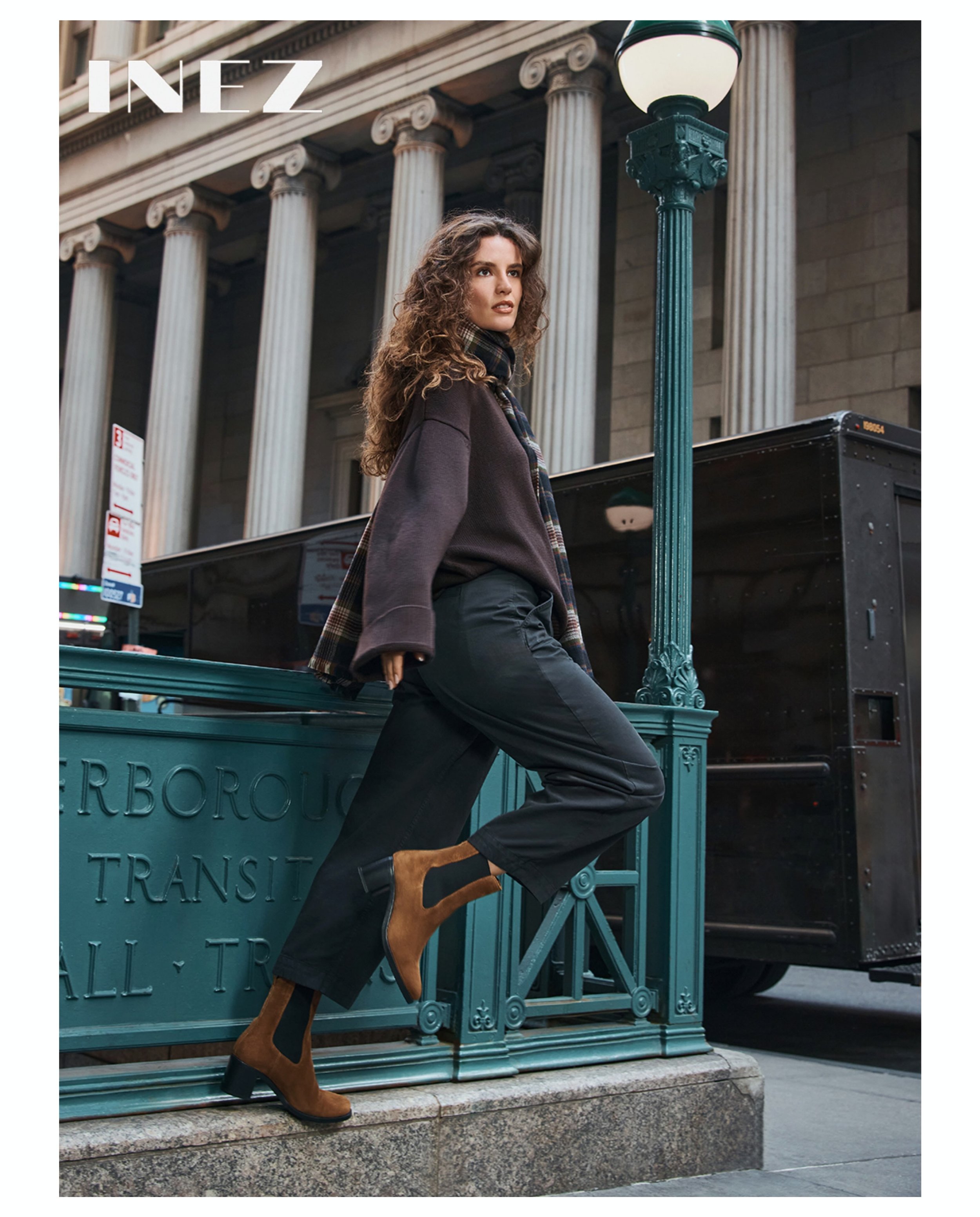 Fun day in NYC with this great team shooting the new Fall/Winter campaign for @inez 🤎👡🗽
Creative director: @hbs_nyc 
Marketing: @norburr_ 
Production: @t_musso @amandaaringel 
Stylist: @em2drake 
Hair and makeup: @claudia_oyanedel 
Model: @filiza_