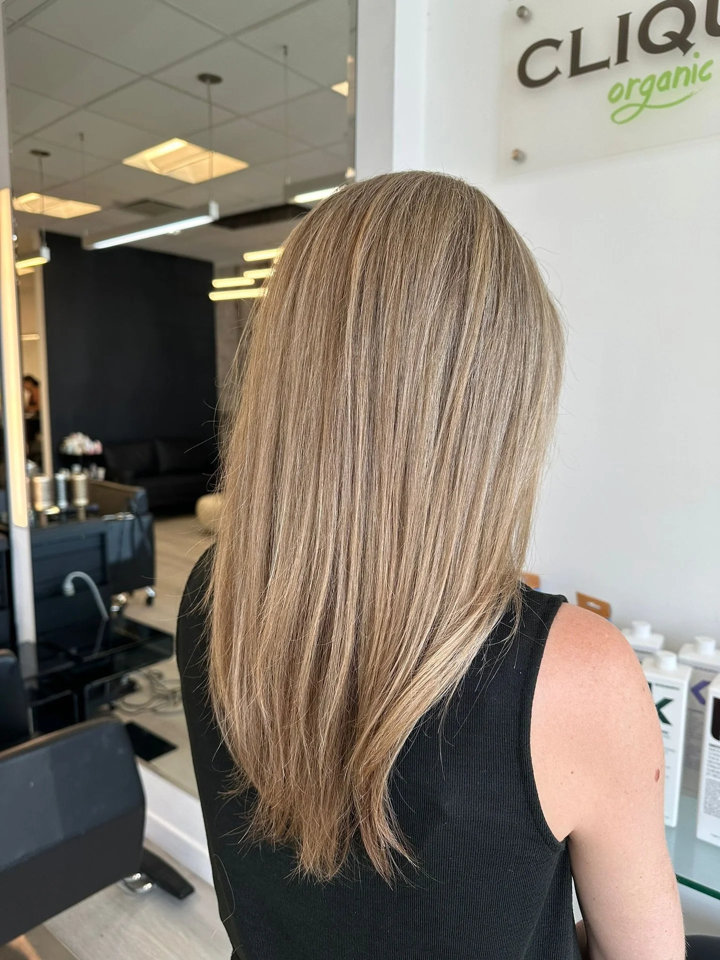 Highlights by @hairbyneshabala 🥰✨

Ready for a transformation? Book your appointment today. Because you deserve to look and feel your best.

📞 Call us 519-342-1767 at or visit our website at https://www.cliqueorganicsalons.com/  to schedule your vi