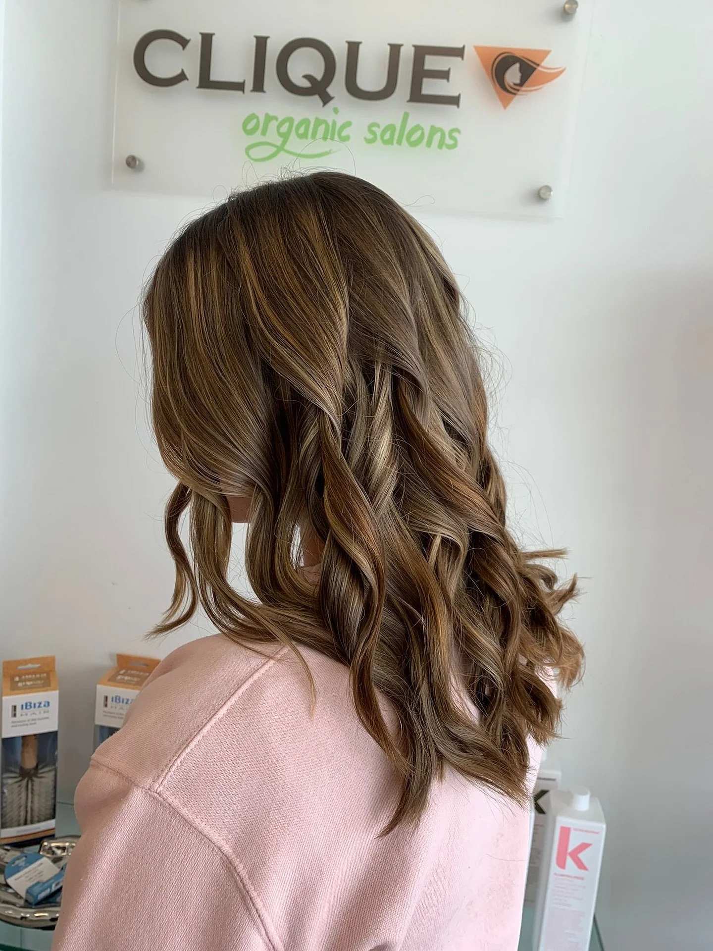Soft balayage by @dragana.tesevcic 💕

It&rsquo;s your time to shine.
Ready for a transformation? Book your appointment today&mdash;because you deserve to look and feel unstoppable.

📞 Call us at 519-342-1767 or visit cliqueorganicsalons.com to sche