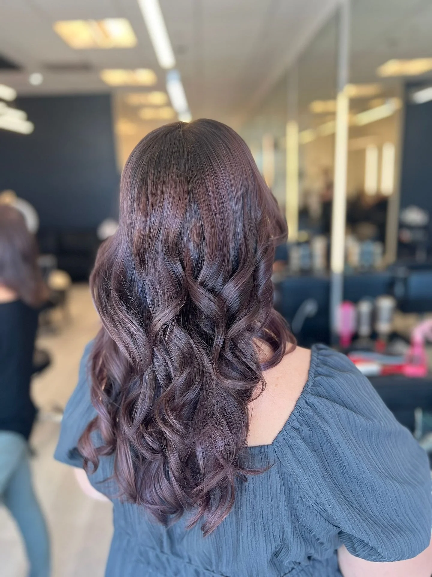 Full colour by @hair_by_carlywebster 💜

It&rsquo;s your time to shine.
Ready for a transformation? Book your appointment today&mdash;because you deserve to look and feel unstoppable.

📞 Call us at 519-342-1767 or visit cliqueorganicsalons.com to sc