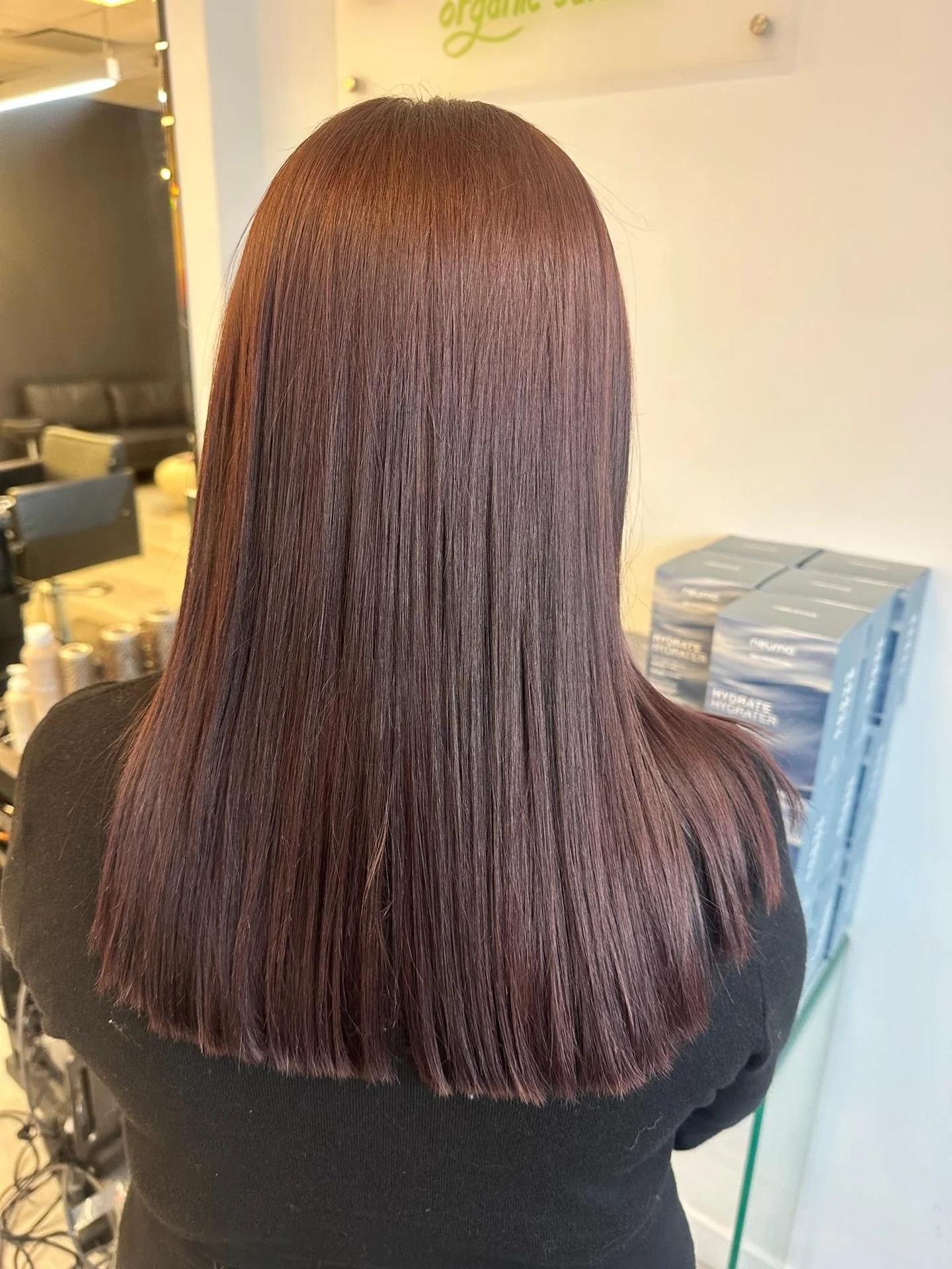 Colour and lamination by @dragana.tesevcic ✨💝

New year. New look. Same fabulous you ✨
Book your appointment and start the year glowing.

📞 519-342-1767
🌐 cliqueorganicsalons.com
📲 Follow @cliqueorganicsalons