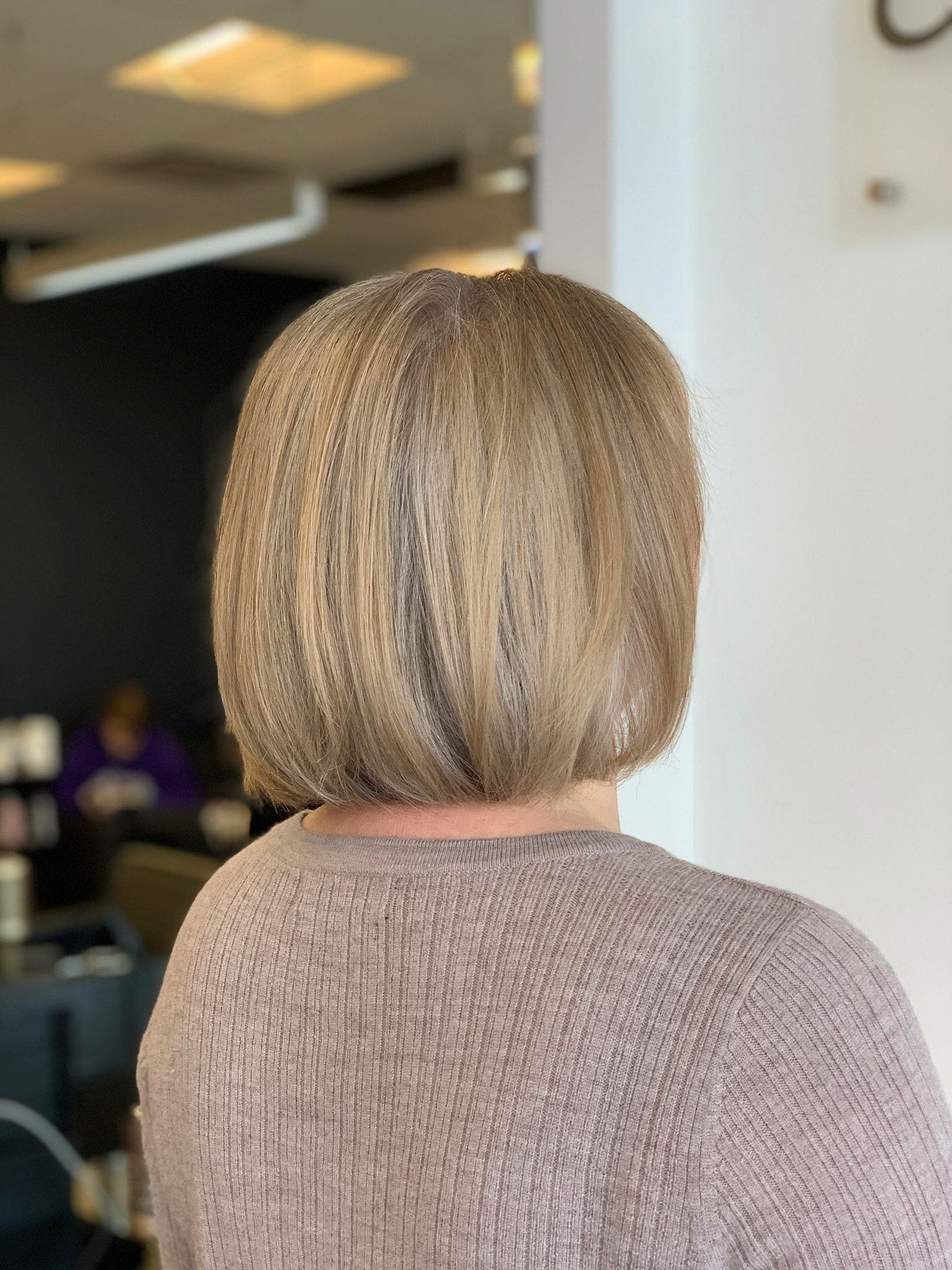 Partial highlights by @classy_hair_salon_01 ✨

Ready for a transformation? Book your appointment today. Because you deserve to look and feel your best.

📞 Call us 519-342-1767 at or visit our website at https://www.cliqueorganicsalons.com/  to sched