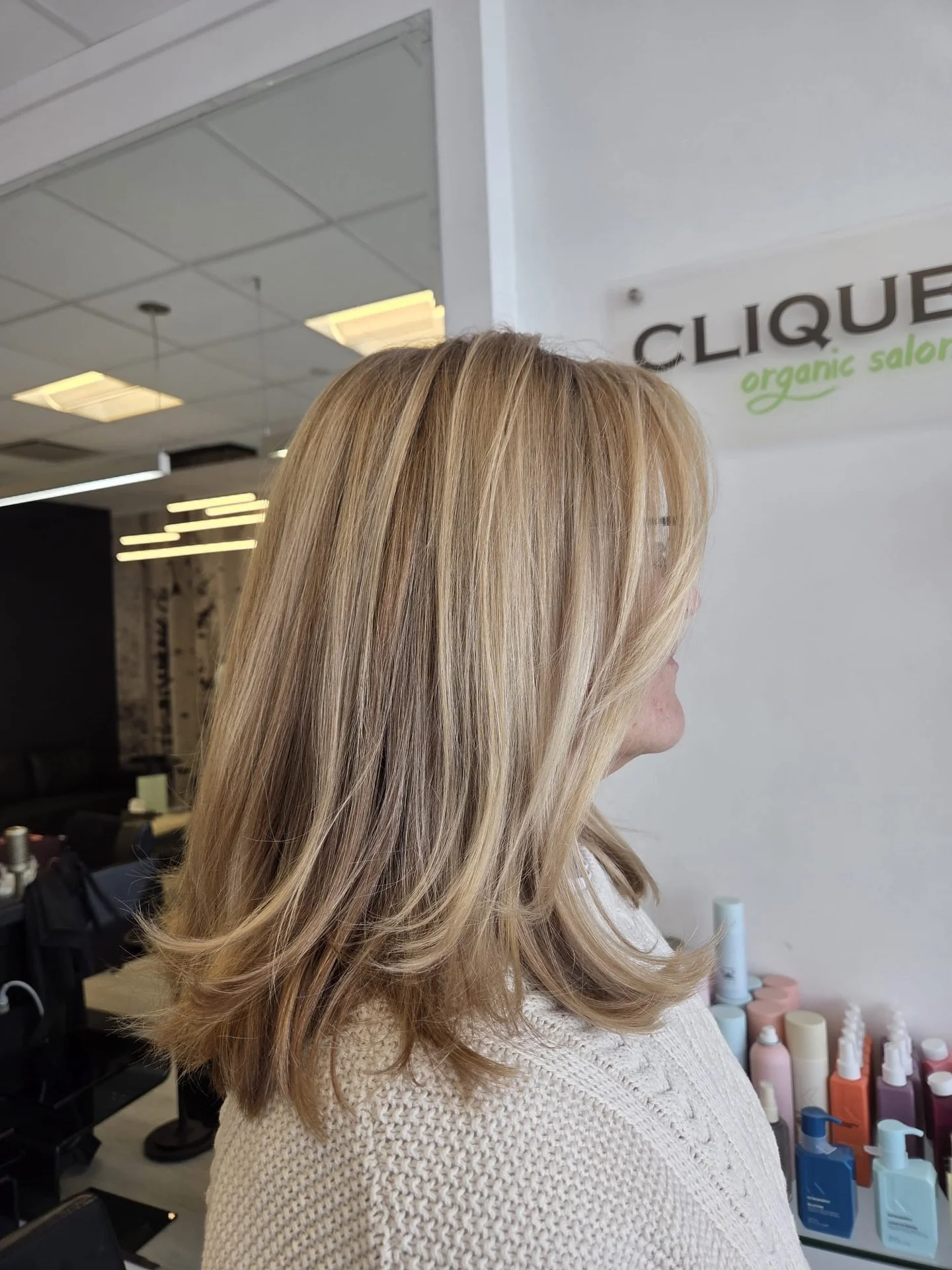 Painted balayage by @classy_hair_salon_01 🥰