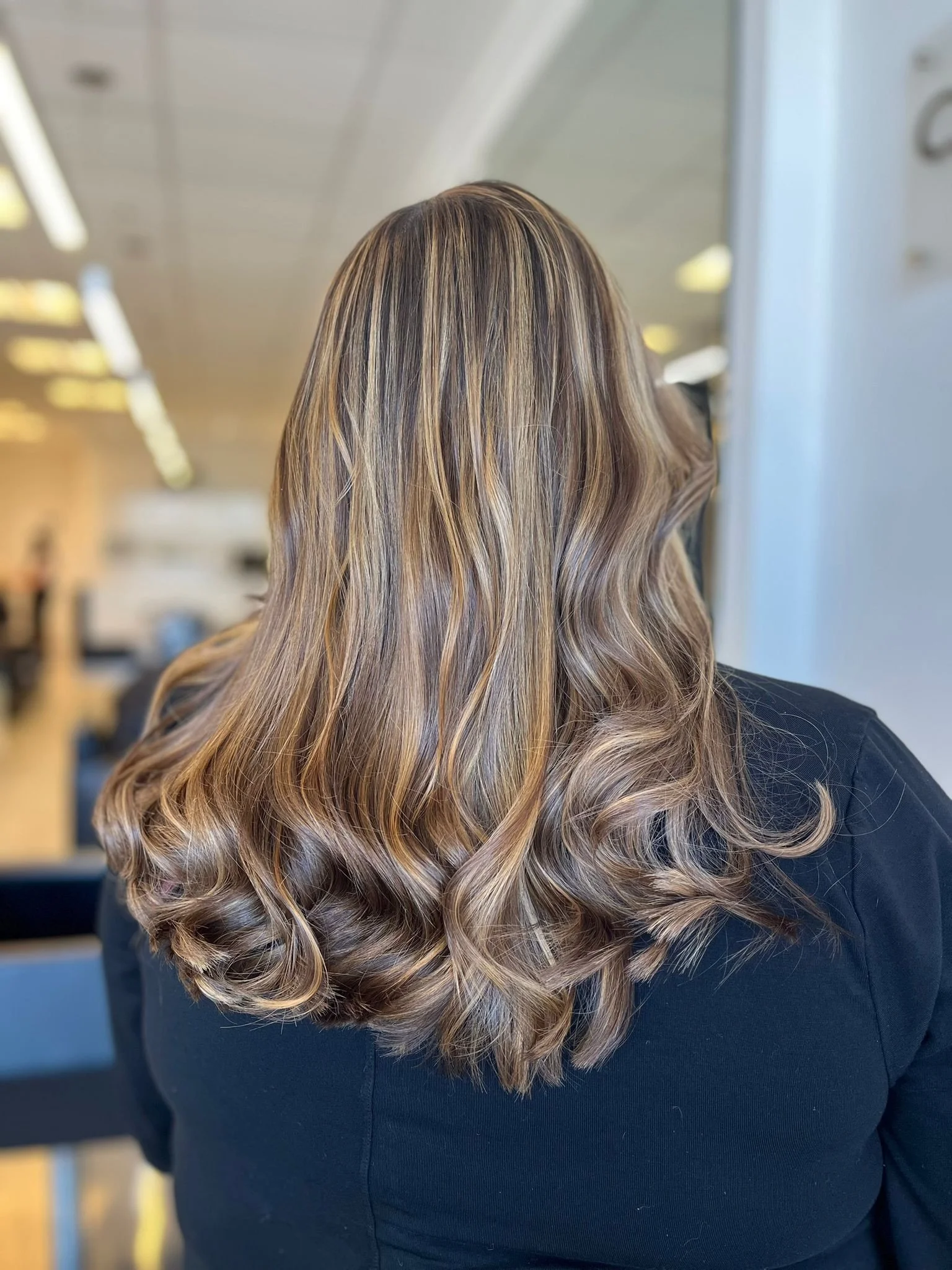 Full highlights copper tone by @classy_hair_salon_01 ✨

It&rsquo;s your time to shine.
Ready for a transformation? Book your appointment today&mdash;because you deserve to look and feel unstoppable.

📞 Call us at 519-342-1767 or visit cliqueorganics