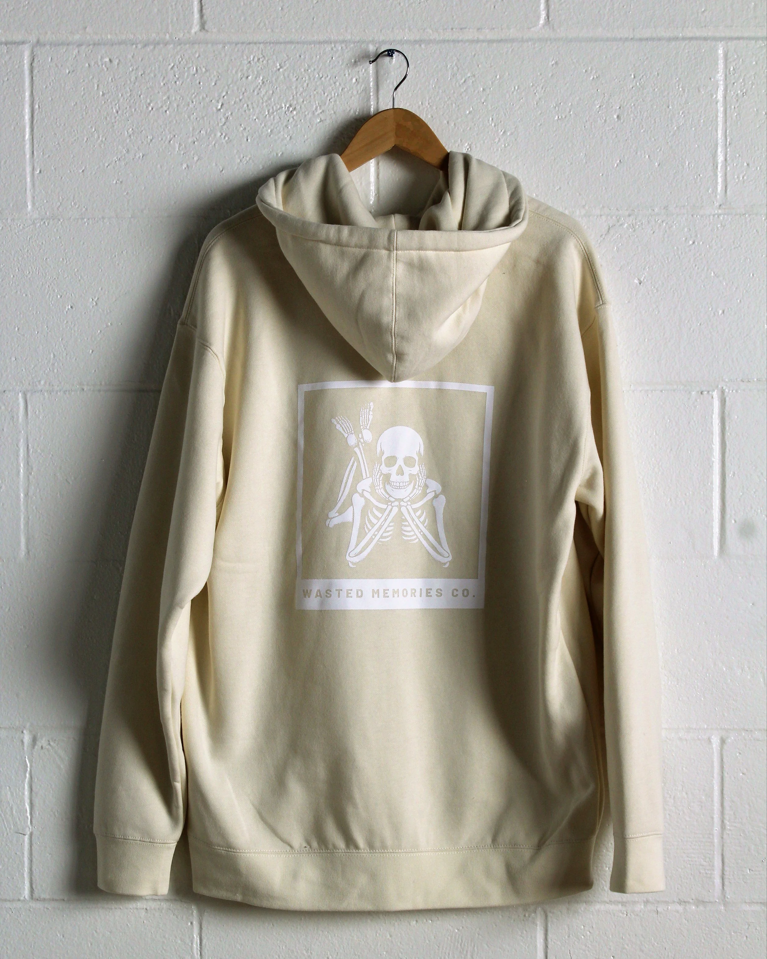 ivory-sweat-back-4x5-2500x3125.jpg