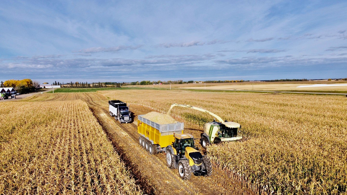 Harvest season hacks every ag pro needs! 🌽

Ever wondered how the right harvest timing can boost your yield and protect your bottom line? The secret is in the soil, the weather, and your equipment working in perfect harmony.

Curious how Skyactive C