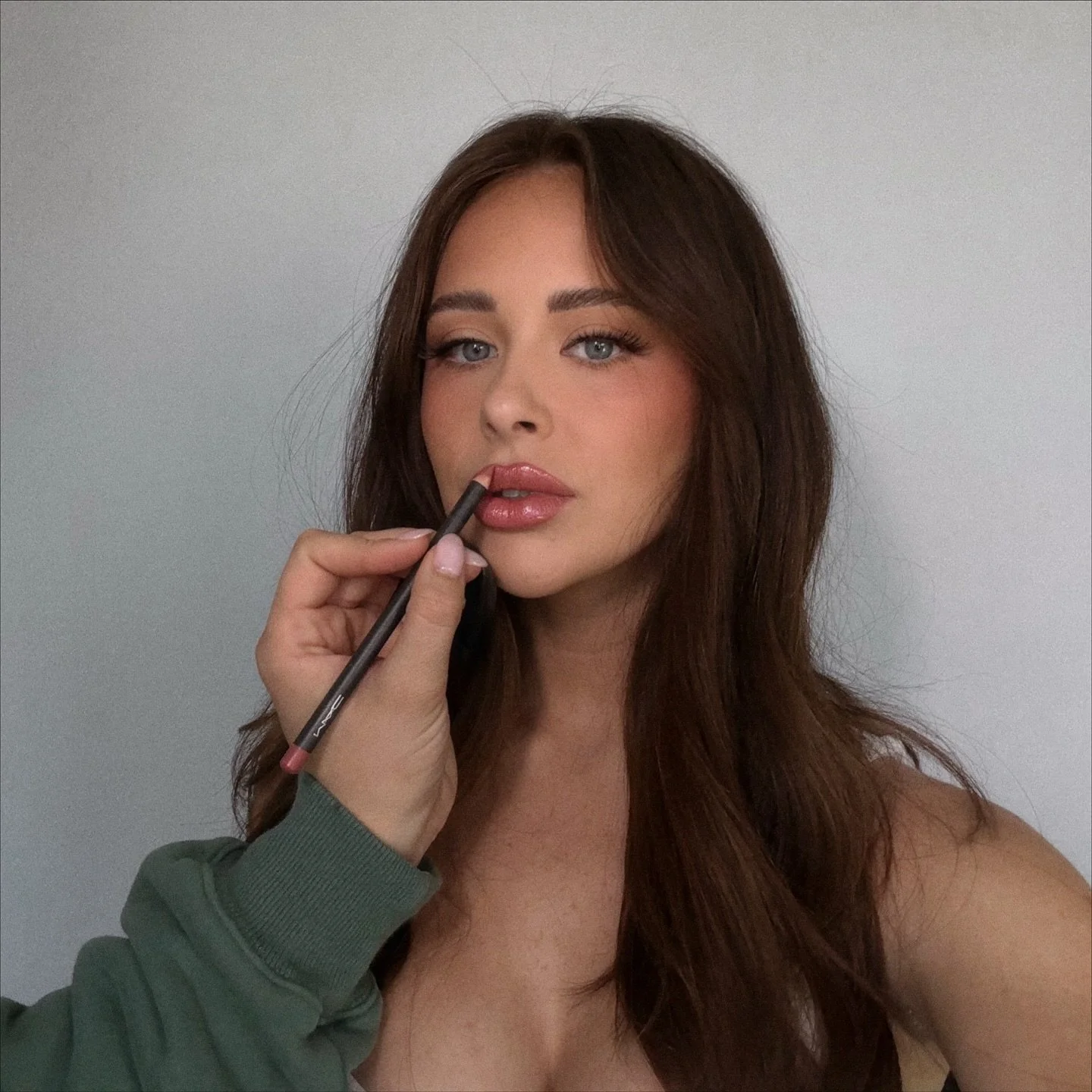 Glam was so good I couldn&rsquo;t just pick one @_brookelynwilson_ 🩷

#utahmakeupartist #utahmakeup #saltlakemakeupartist #parkcitymakeupartist #parkcitymakeup