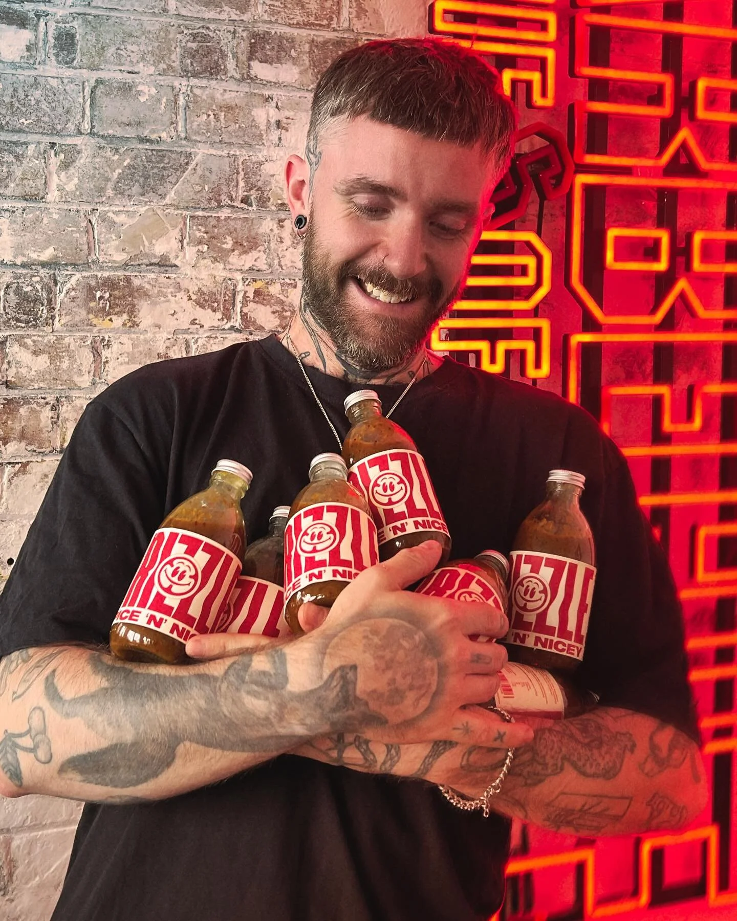 Chef Carl demonstrating the correct way to hold a baby. 
&bull;
Adopt your own sauce baby through the links in bio.
&bull;
They&rsquo;re very sweet! (and also a bit spicy)

#jalape&ntilde;o #sweetchilli #hotsauce #vegan