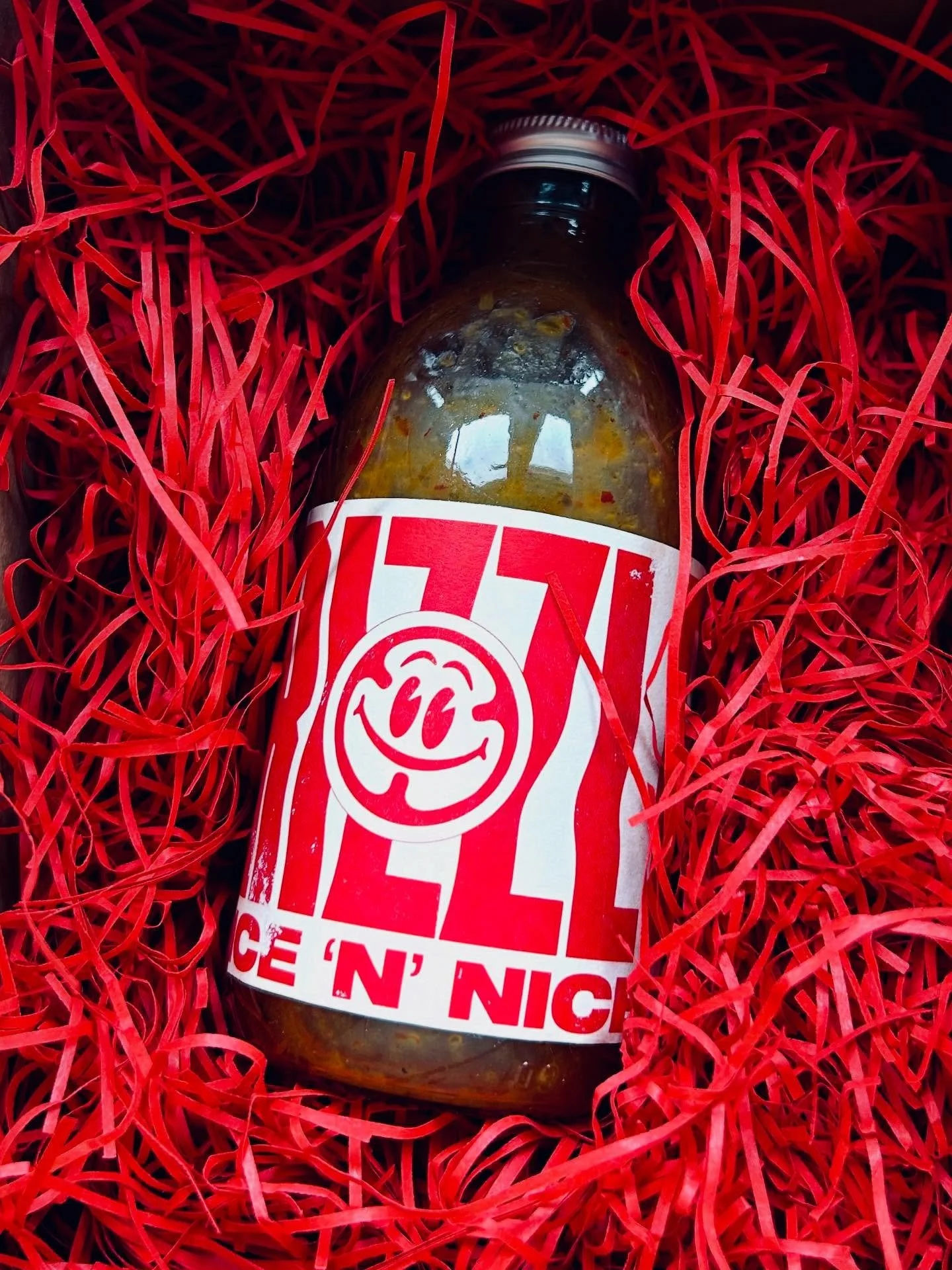 Look how snuggly.
&bull;
Grab your own lil snuggly pal from our webstore, in store or online at @guzzl_club or in store at @thirdculturedeli 
&bull;
Links in bio

#jalape&ntilde;o #sweetchilli #hotsauce