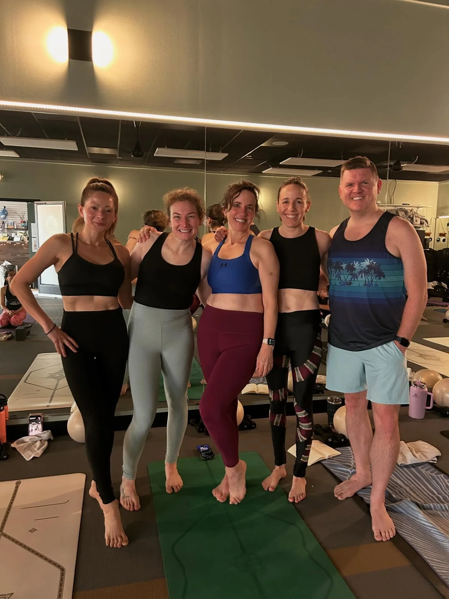 🎉 COMMUNITY. STRENGTH. CELEBRATION

FREE Be Strong Community Classes 💪🏽
📍 Every Saturday | 12:30 PM

Come cheer on our new Barre teacher training graduates as they begin their teaching journey! ✨

Open to everyone&mdash;members, non-members, frie