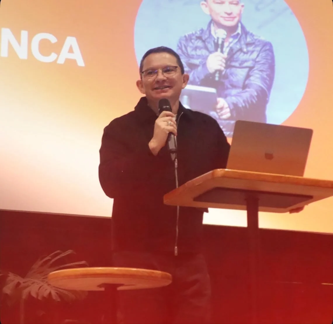 El s&aacute;bado tuvimos un mover de Dios impresionante en nuestra Pre Convenci&oacute;n &ldquo;El Legado&rdquo; 🙌 

Tuvimos como invitado al pastor Sa&uacute;l Salamanca quien habl&oacute; una palabra de bendici&oacute;n a nuestra vida ✨

Mientras 