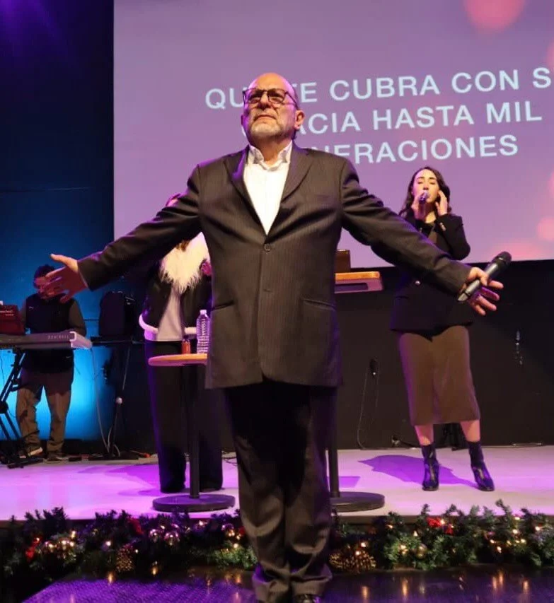 Bienvenido al a&ntilde;o 2026 🤍 Este domingo se vivi&oacute; una gran celebraci&oacute;n en Intro Iglesia con todas las sedes 🎉 

Fue un momento especial donde sentimos su amor y gu&iacute;a en cada palabra y cada canci&oacute;n 🔥pues cuando hay u