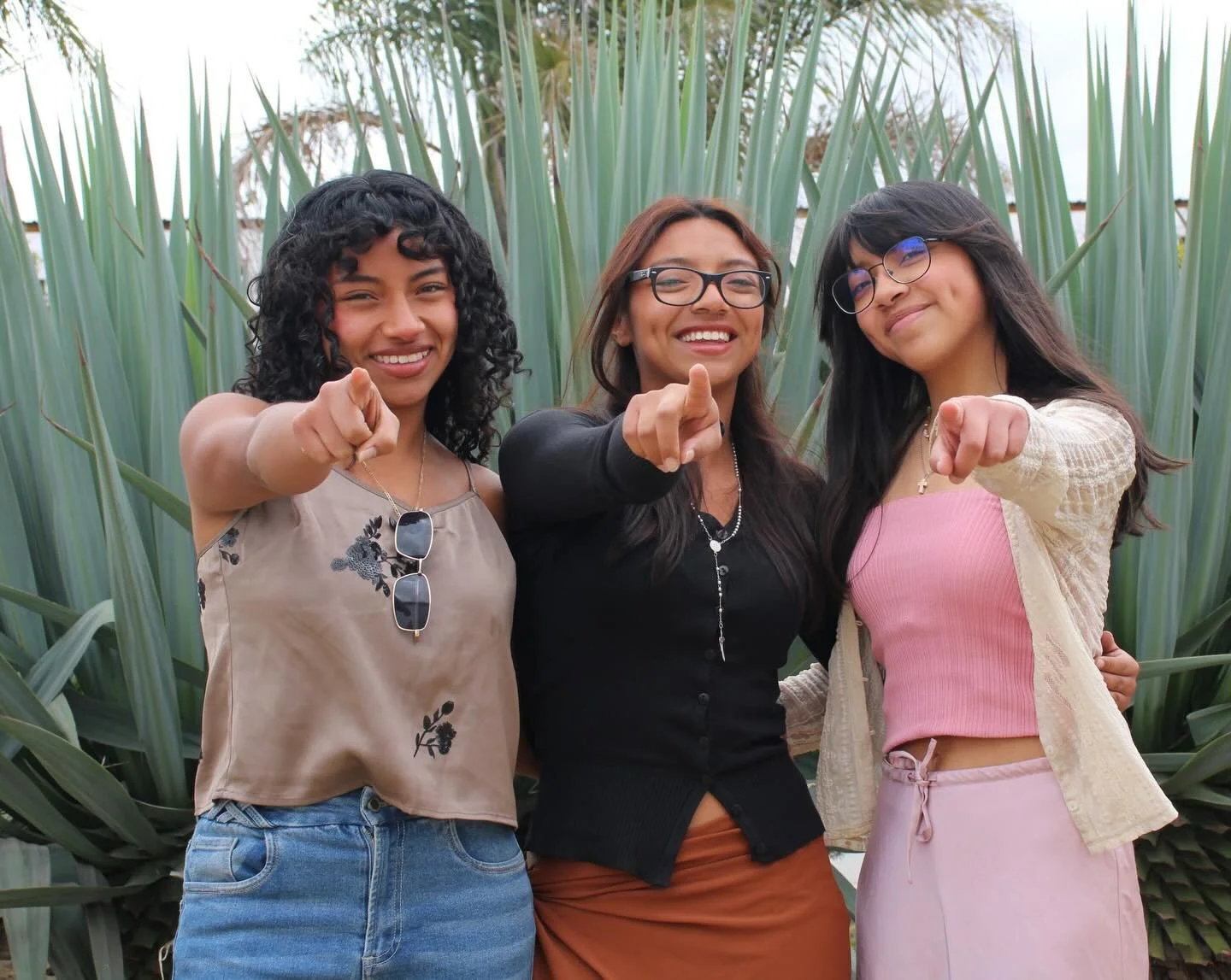 Intro Iglesia eres t&uacute; 🤍

Este domingo la predica del pastor Jos&eacute; Mor&aacute;n nos record&oacute; volver a so&ntilde;ar, que tener un suelo es verlo con ojos de fe, pues es la visi&oacute;n que Dios planta en nuestro coraz&oacute;n 🌠

