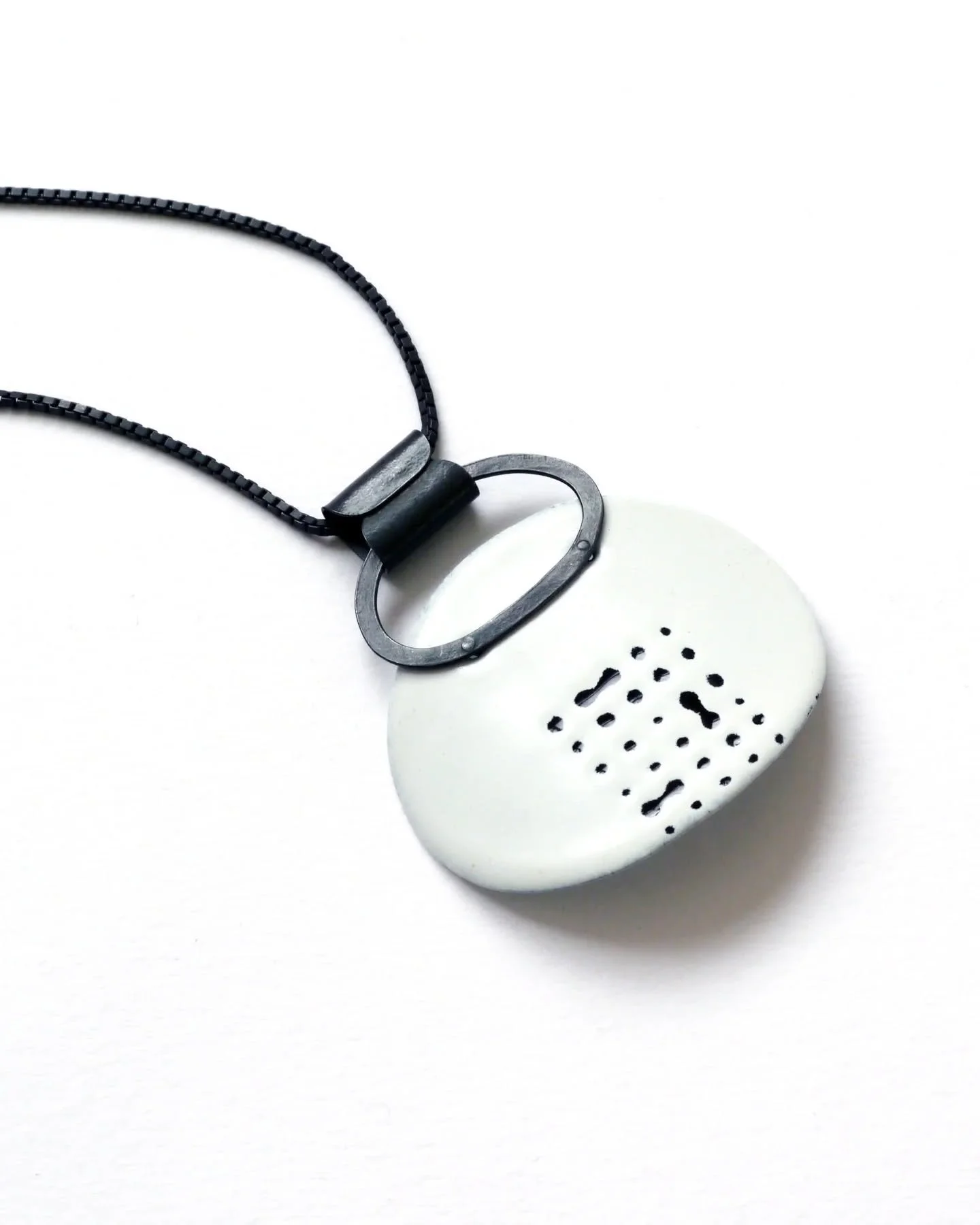 Such a lovely weekend meeting long time and also new customers, and catching up with my lovely maker friends @madeinleamington 🥰 Thank you Michelle for your organisation.
Souji also had a great time running in the beautiful #JephsonGarden with daddy