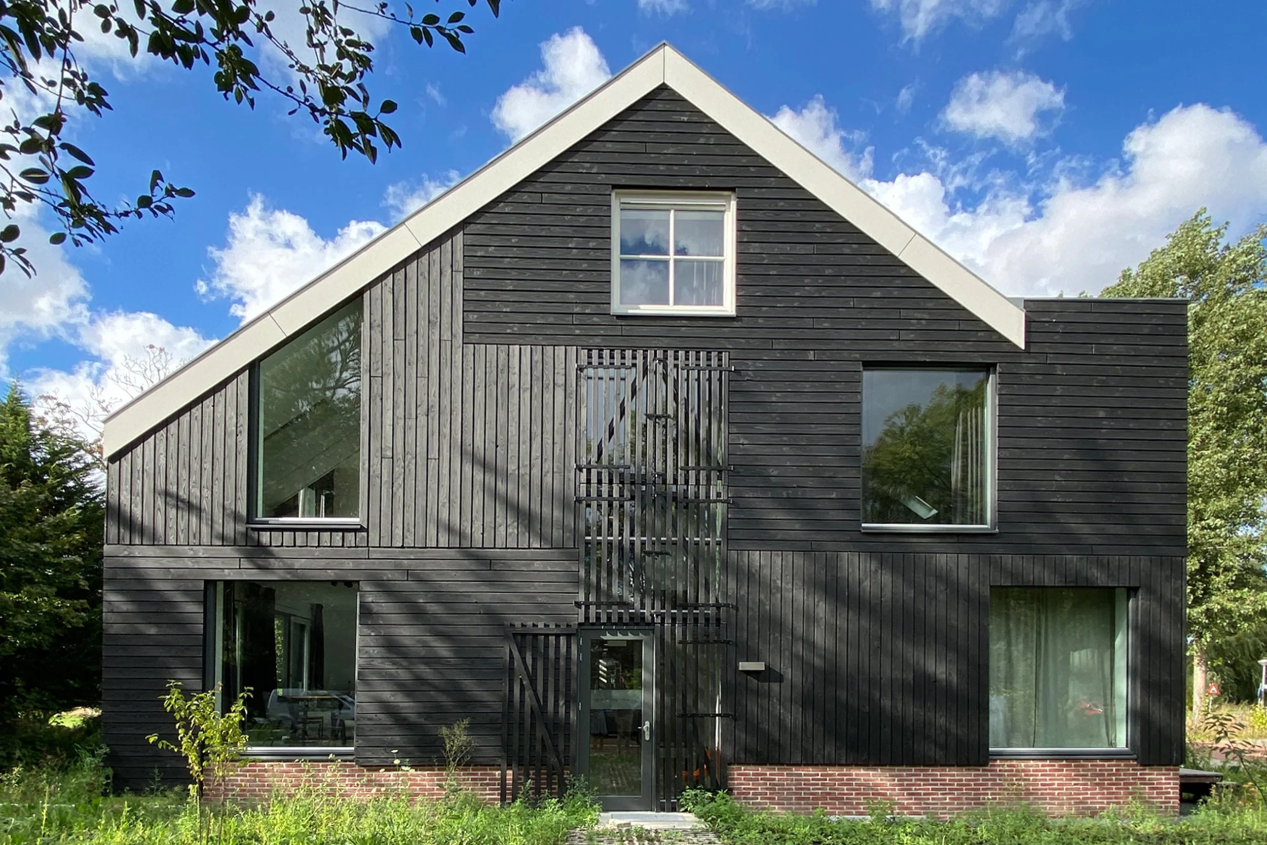 Short-Stay by MEESVISSER