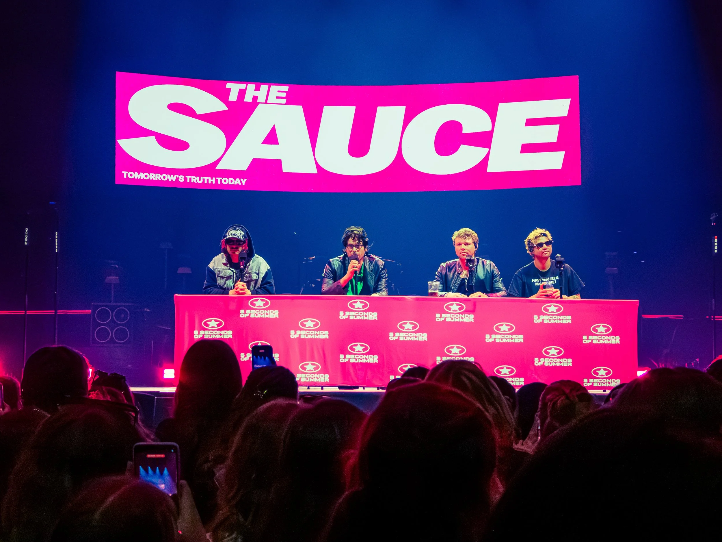 5SOS - COLOGNE 13.04.2026 - ELISHA HARRIS WORLD HERE-1000392.jpg