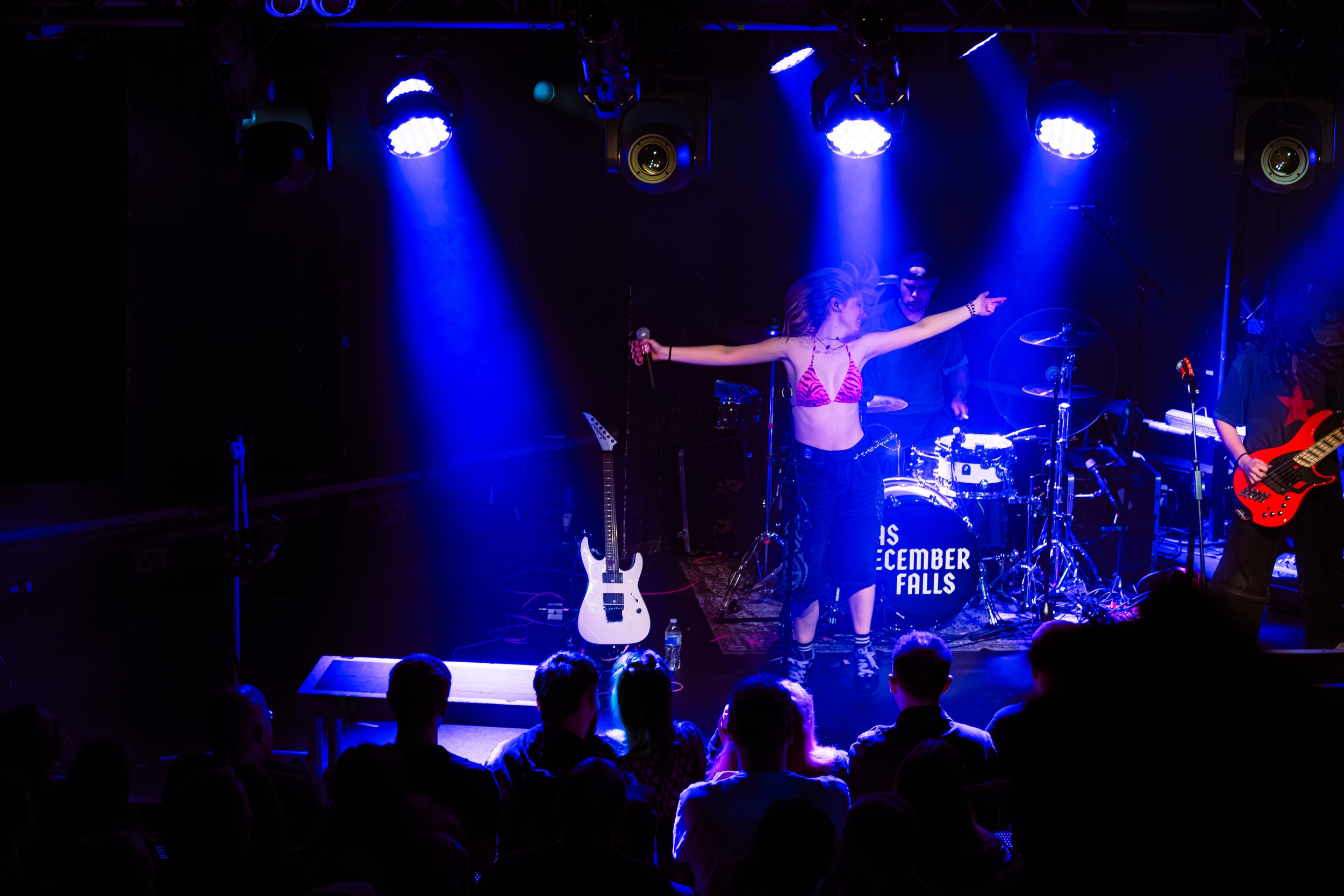 As December Falls - Elisha 19th March 2026 - World Here (12 of 54).jpg