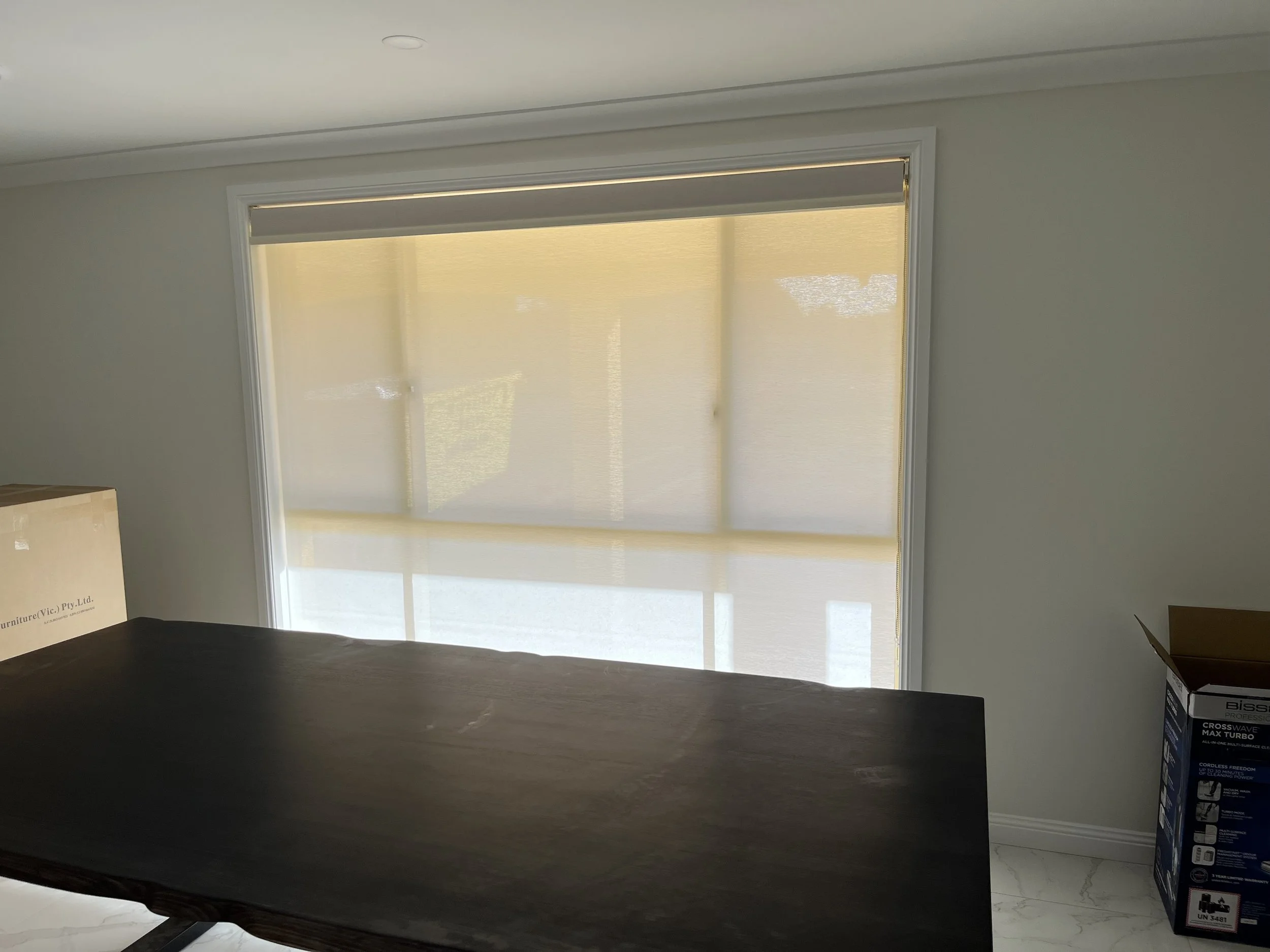 light-filtering-roller-blinds-Griffith