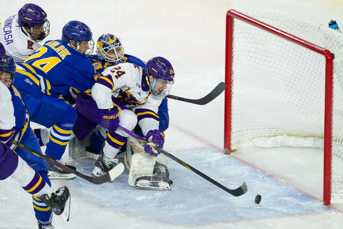Mavericks move on to Mason Cup Semifinals