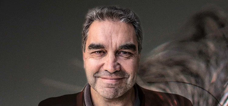 Associate Professor Andrew Peters