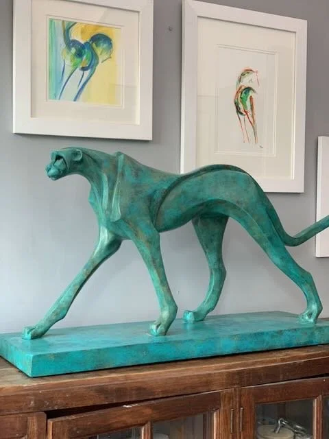 The Walking cheetah- resine - 2.jpeg