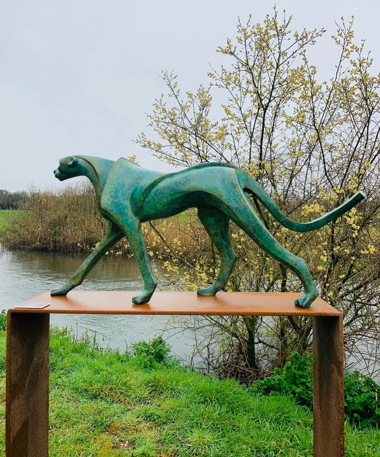 The Walking Cheetah - Bronze