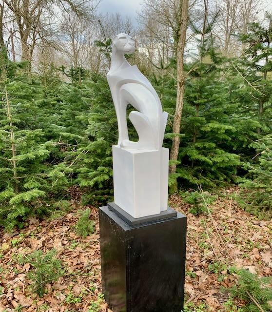 The Large Sitting Cheetah