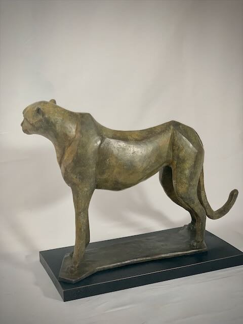 Wild elegance -resin  - 7.jpeg