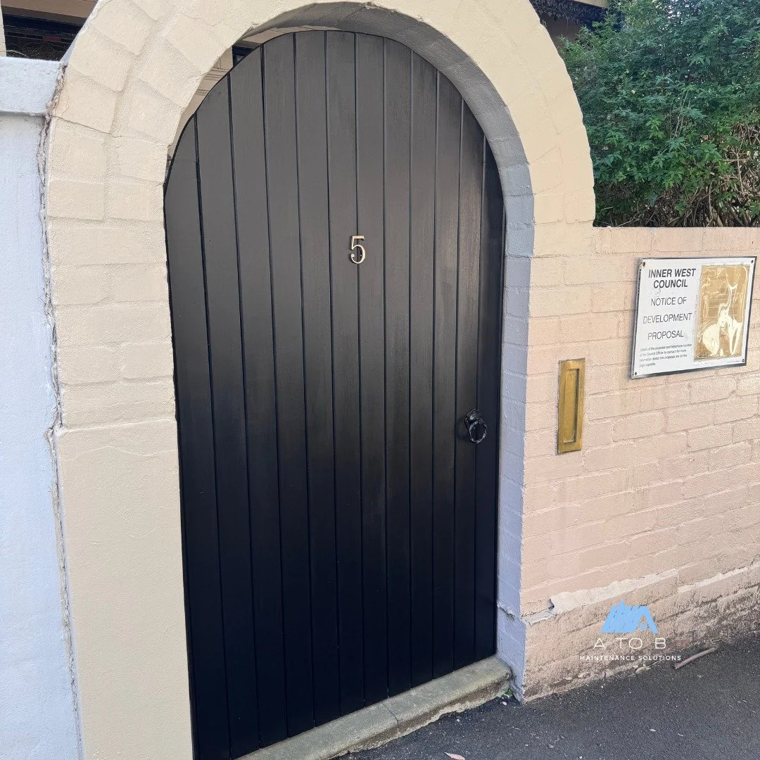A fresh new entryway ! 🚪

We built and installed a custom gate, painted it in a crisp black, and repaired the surrounding render and brickwork to finish it off. A strong, stylish upgrade that brings new life to the front of the property.

Contact A 