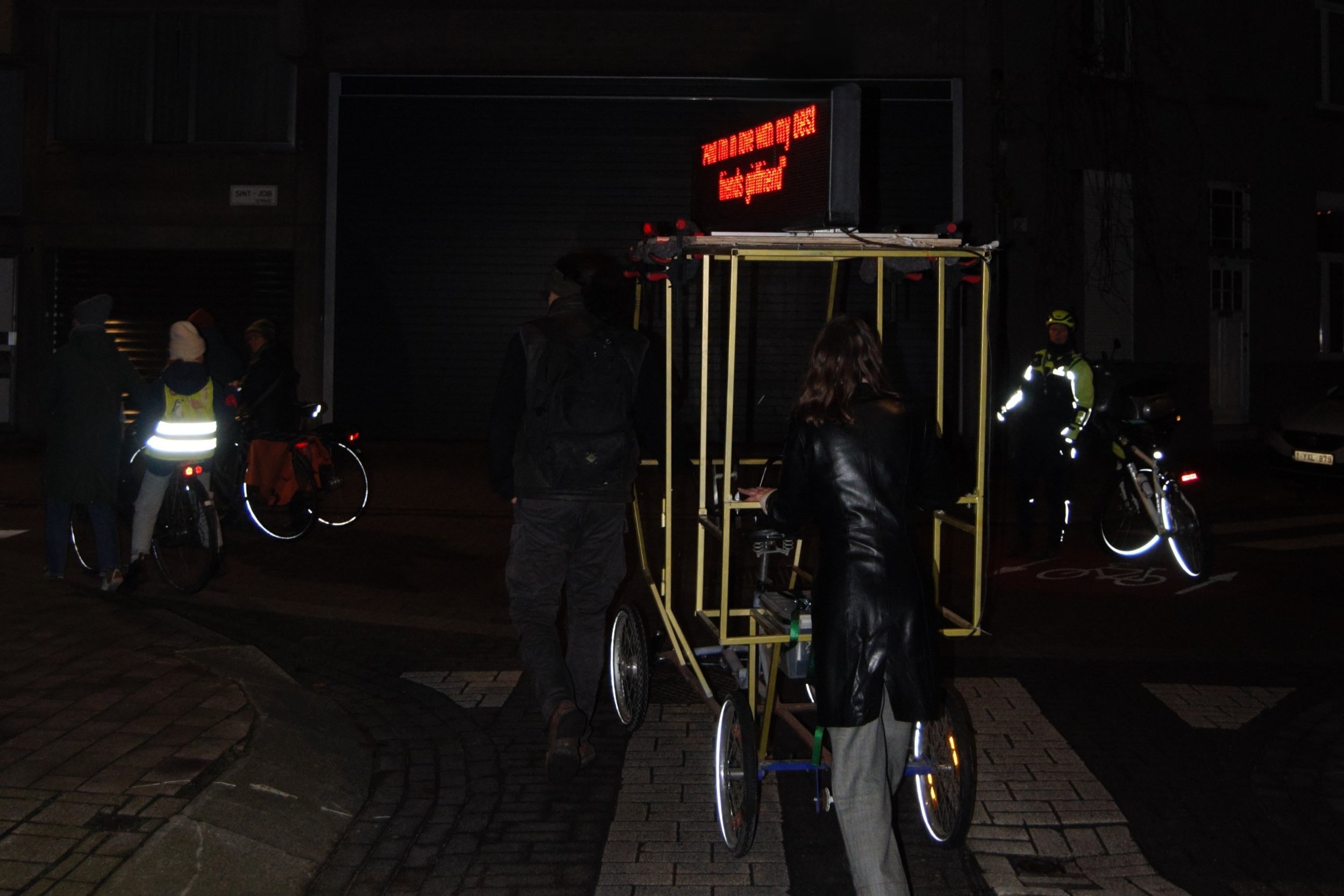 I'm in love with my best friend's girlfriend