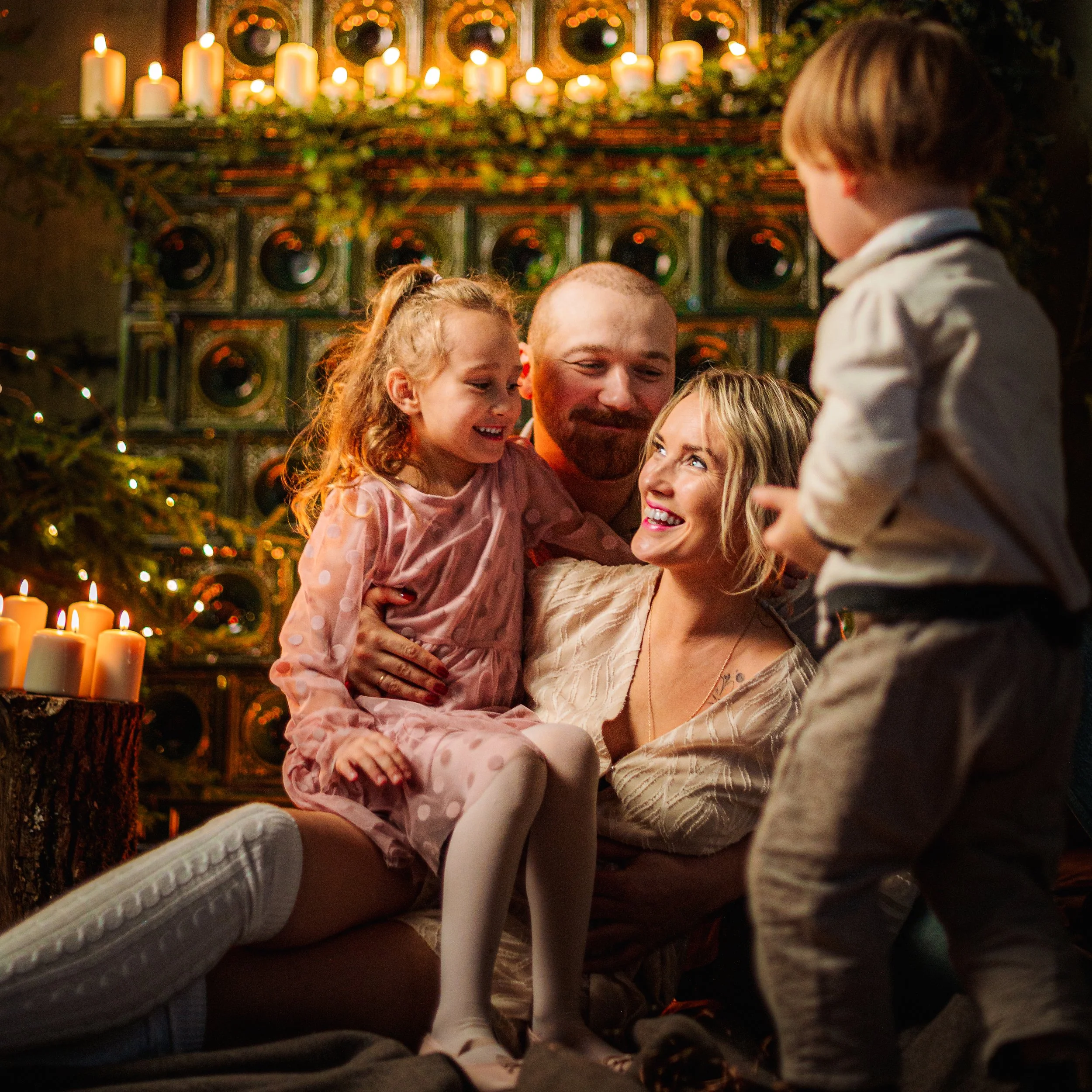 Apskatīt fotografijas no fotosesijas Cesvaines pilī