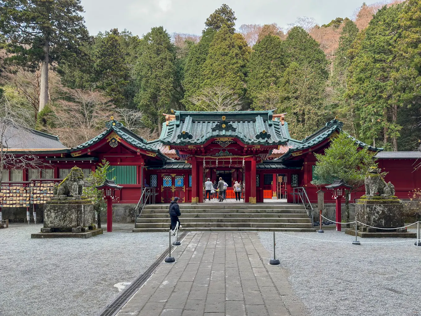 hakone-jinja-2.png