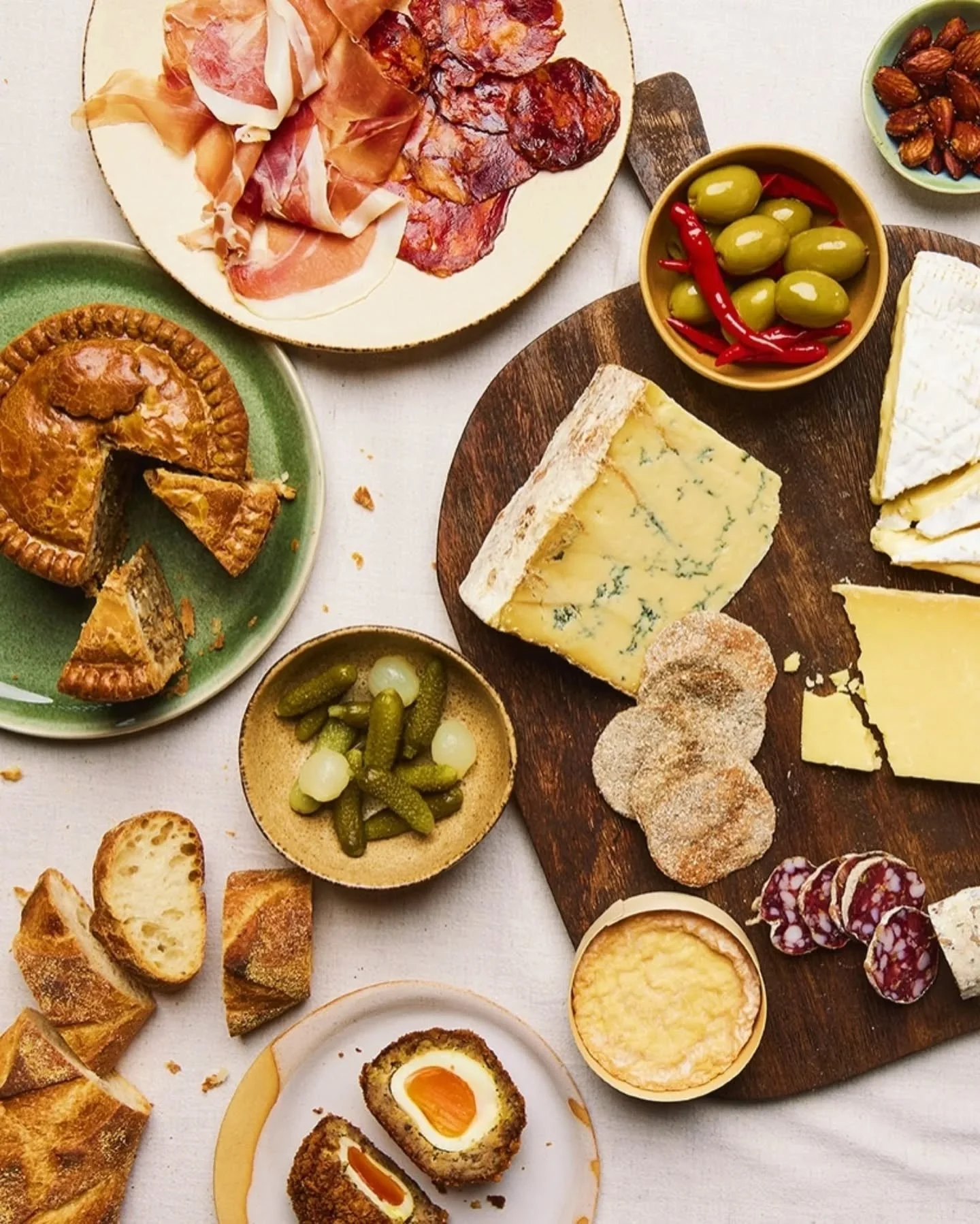 Loved working with Jen on curating a beautiful selection of images to help strengthen The Gog brand across both digital &amp; printed marketing, as well as their website.

It was a pleasure to help art direct these shots, made easier by the incredibl