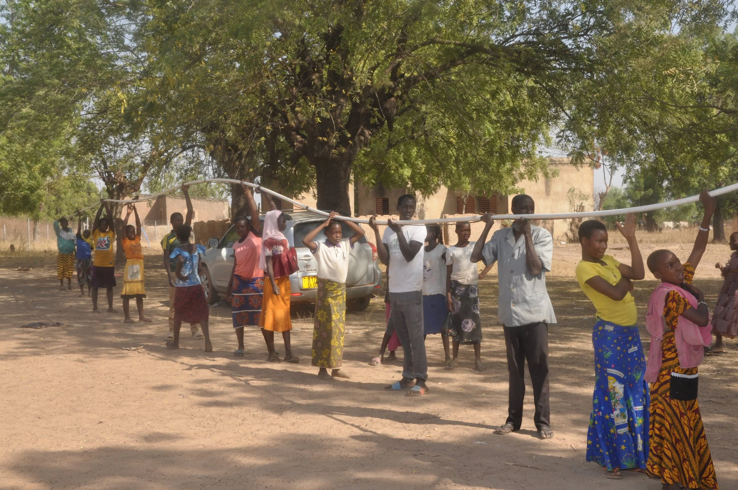 Installation of well pipe