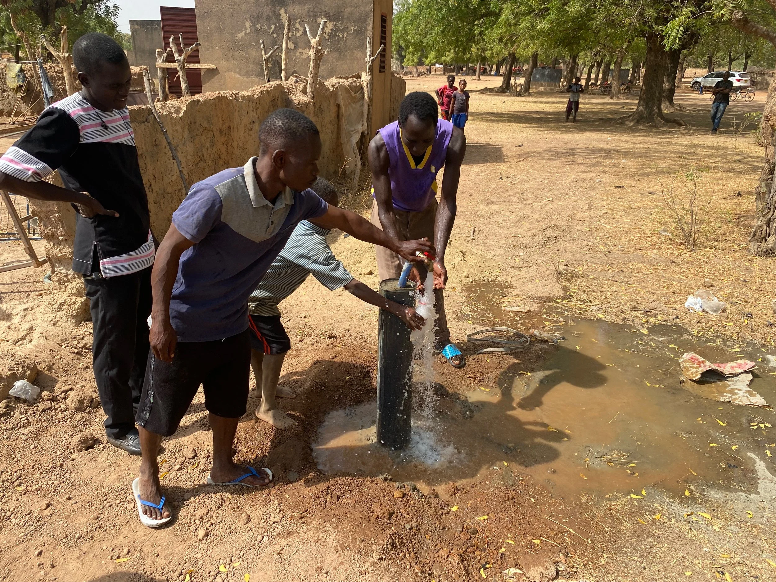 First running water with pneumatic water tanks