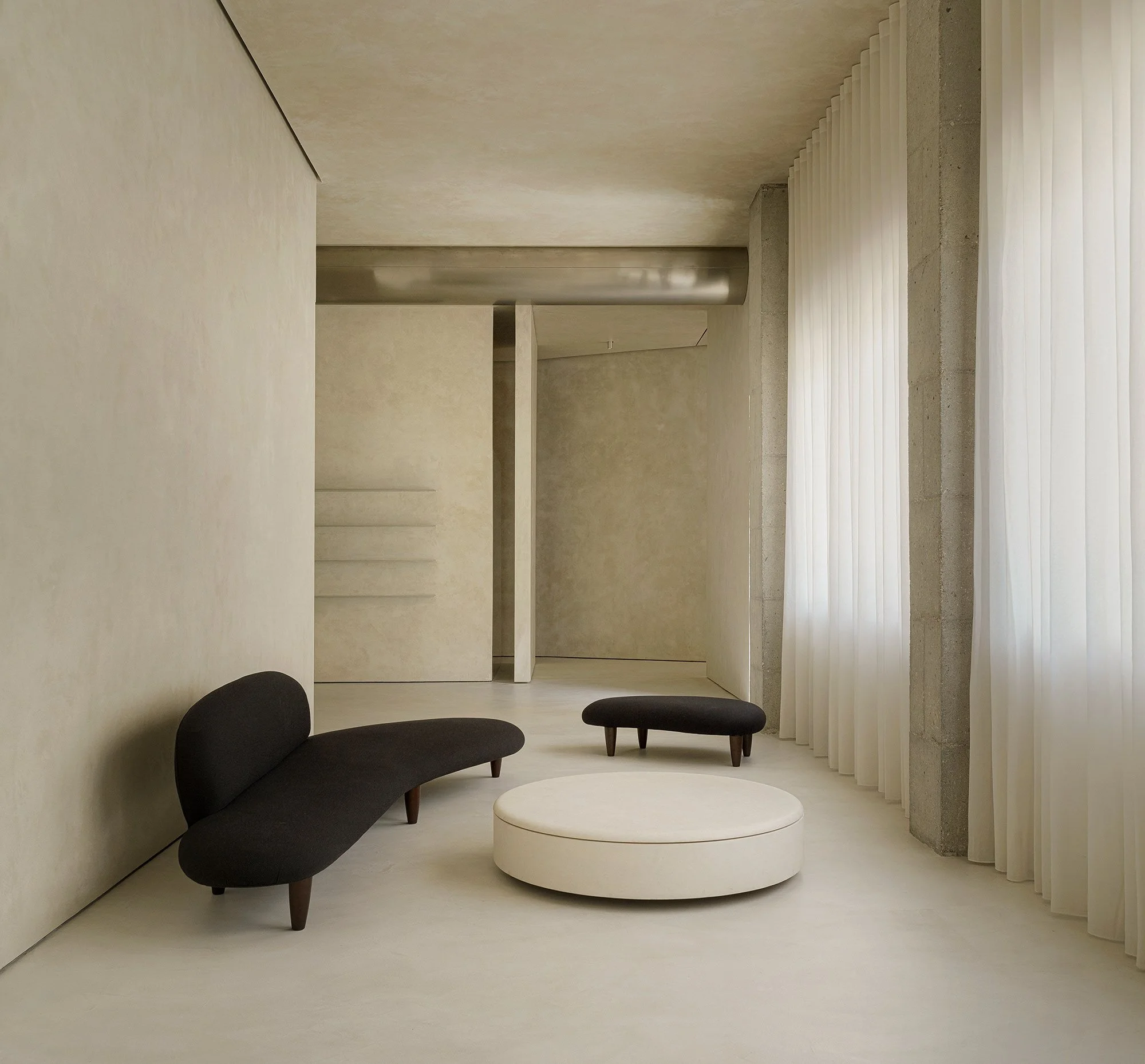 Yellowtrace-Beta-O-Z-O-Madrid-Home-Minimalist-Architecture-07 (1).jpg