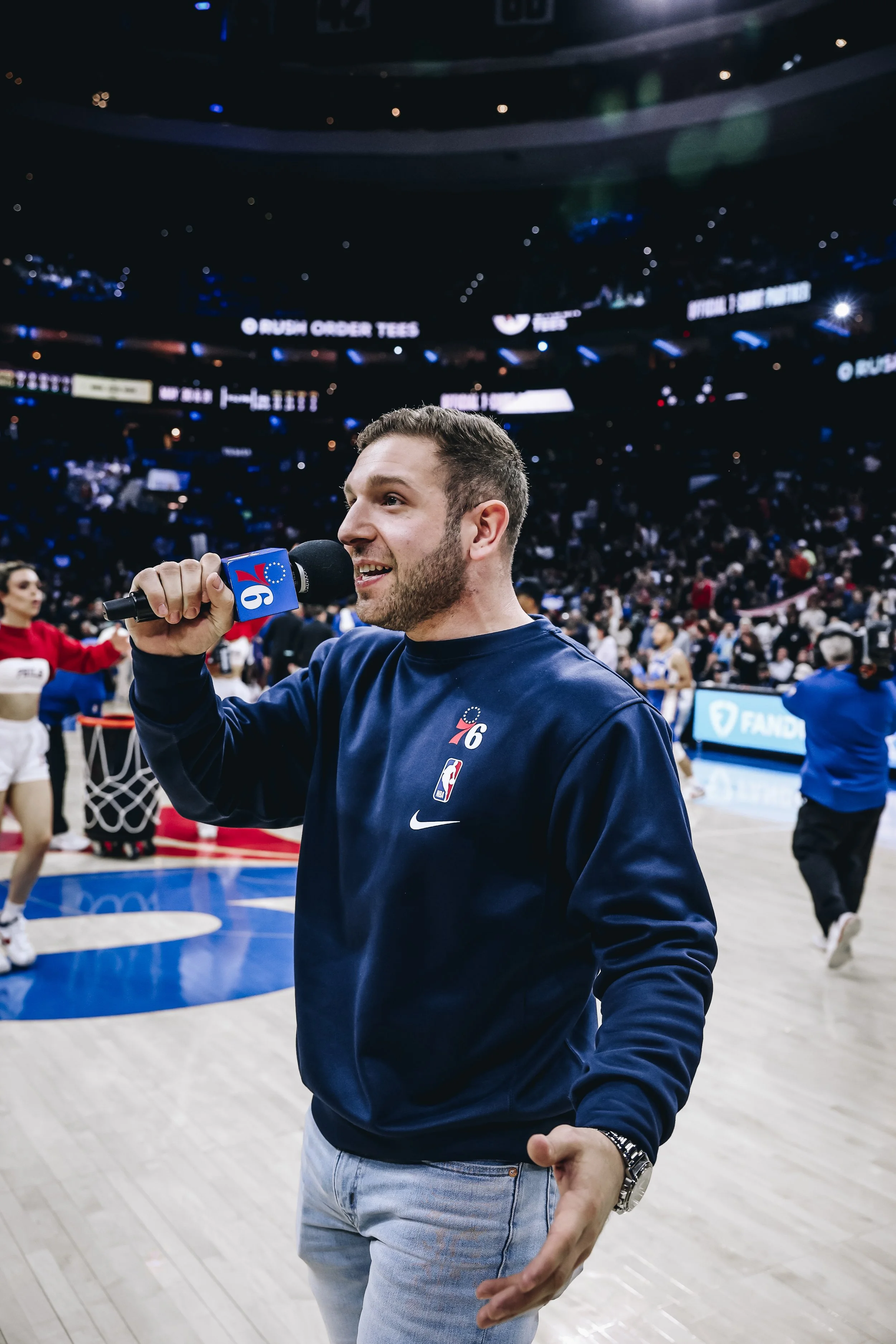 Lee T Shirt Toss 2.JPG