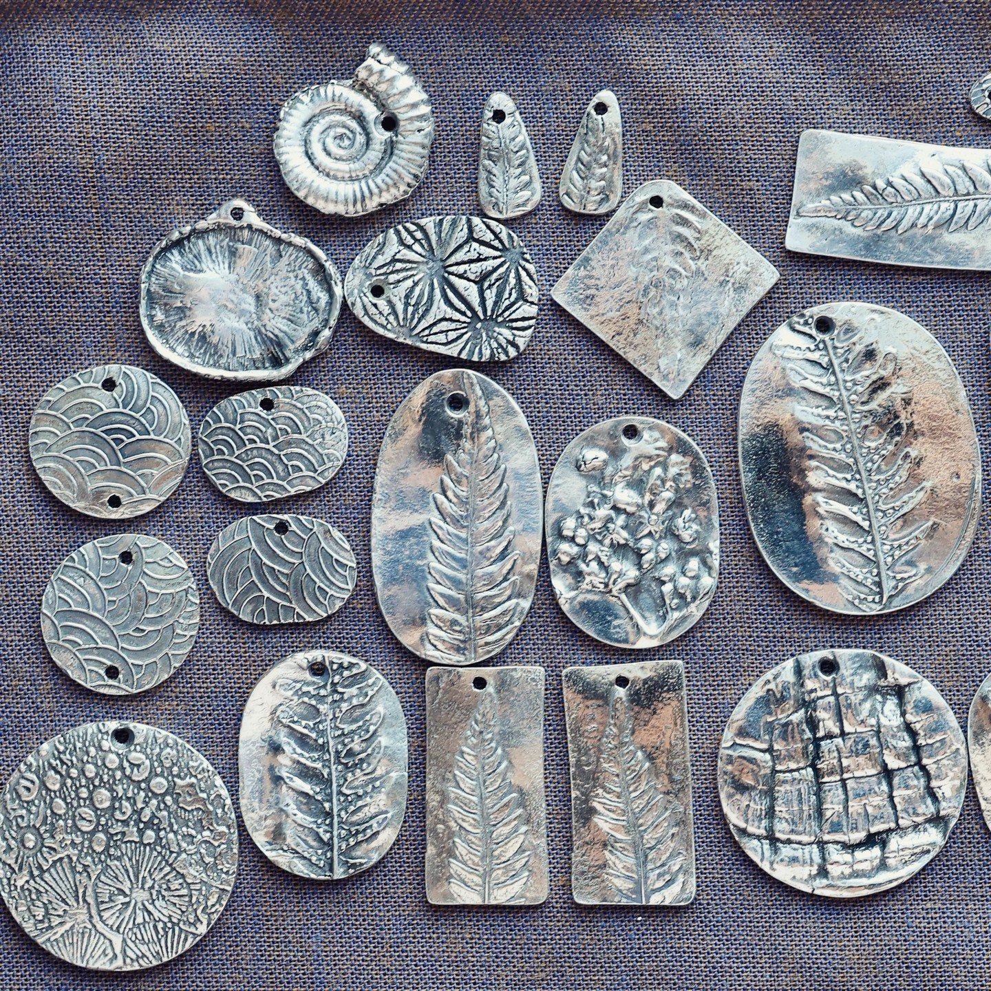 These are a few of the beautiful silver pieces created by participants during our @civic_garden_center workshop earlier this month. Reach out if you are interested in scheduling a workshop or private event! #silvermetalclay #botanicaljewelry #civicga