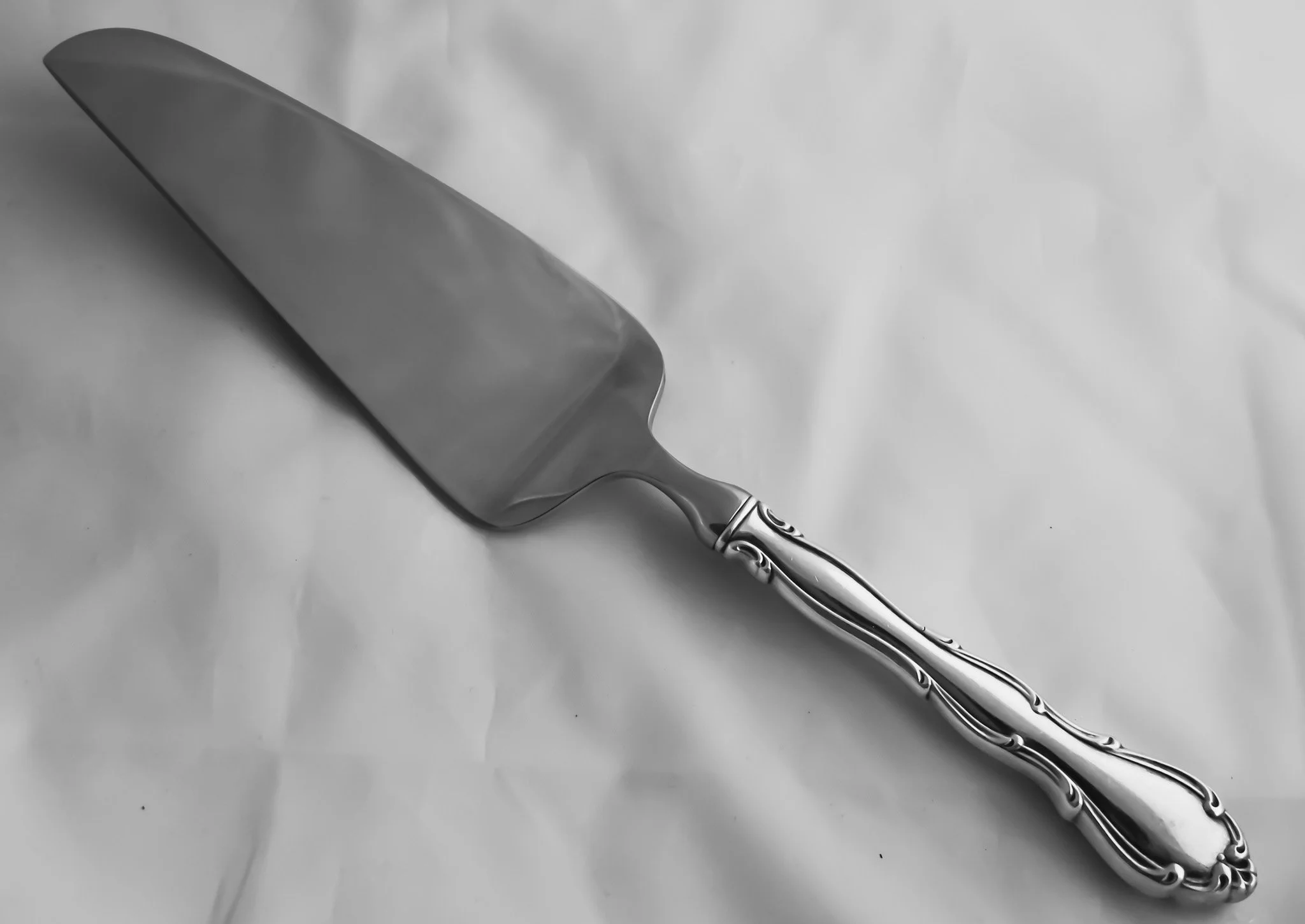 Towle Sterling ServerTopbw.jpg