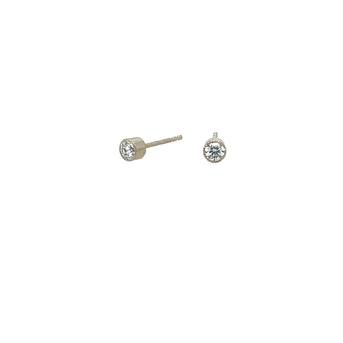 14k Gold .11 CT Diamond Studs.jpg