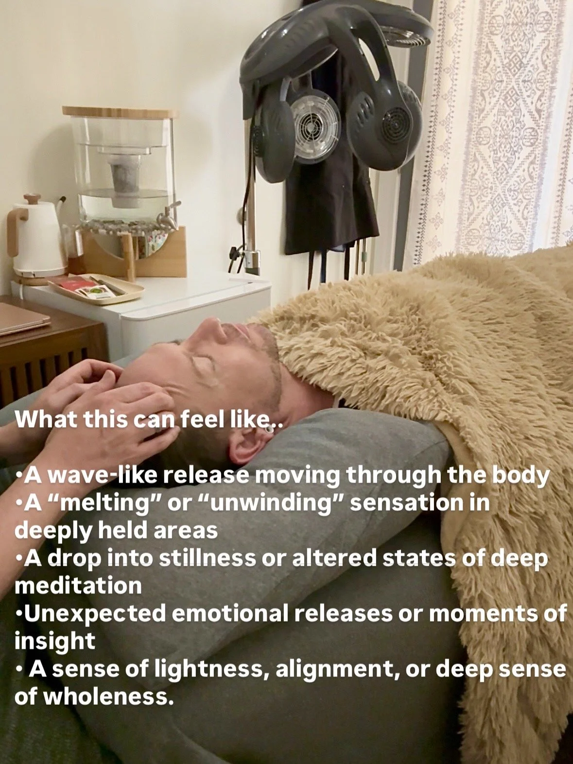 Kristianna gently supports the frontal bone during a Craniosacral Therapy session at Thousand Petals Holistic Beauty. This soft, intuitive touch helps calm the mind, ease eye strain, and release tension in the forehead and upper face- encouraging sti