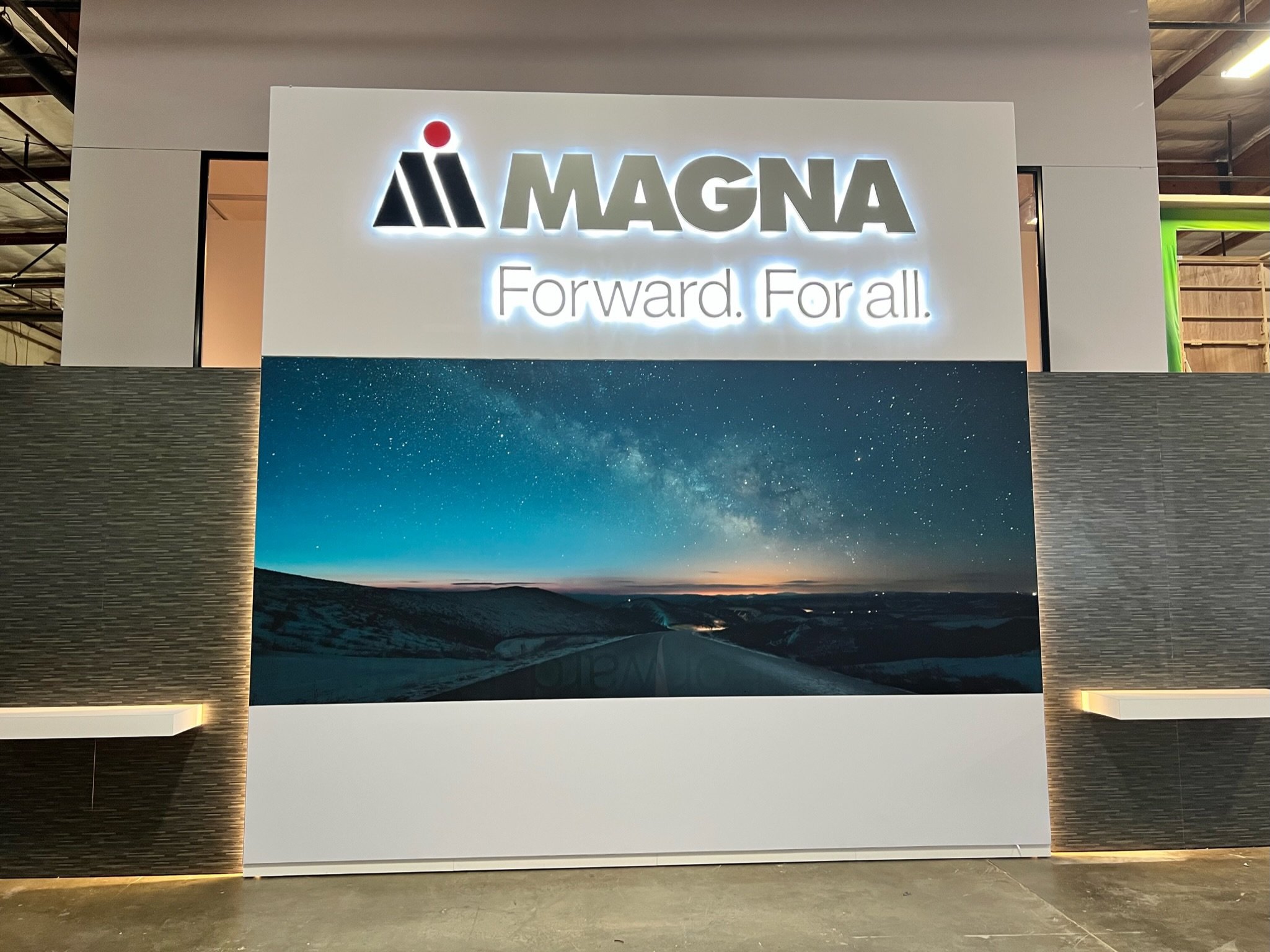 MAGNA LOGO 3.JPG