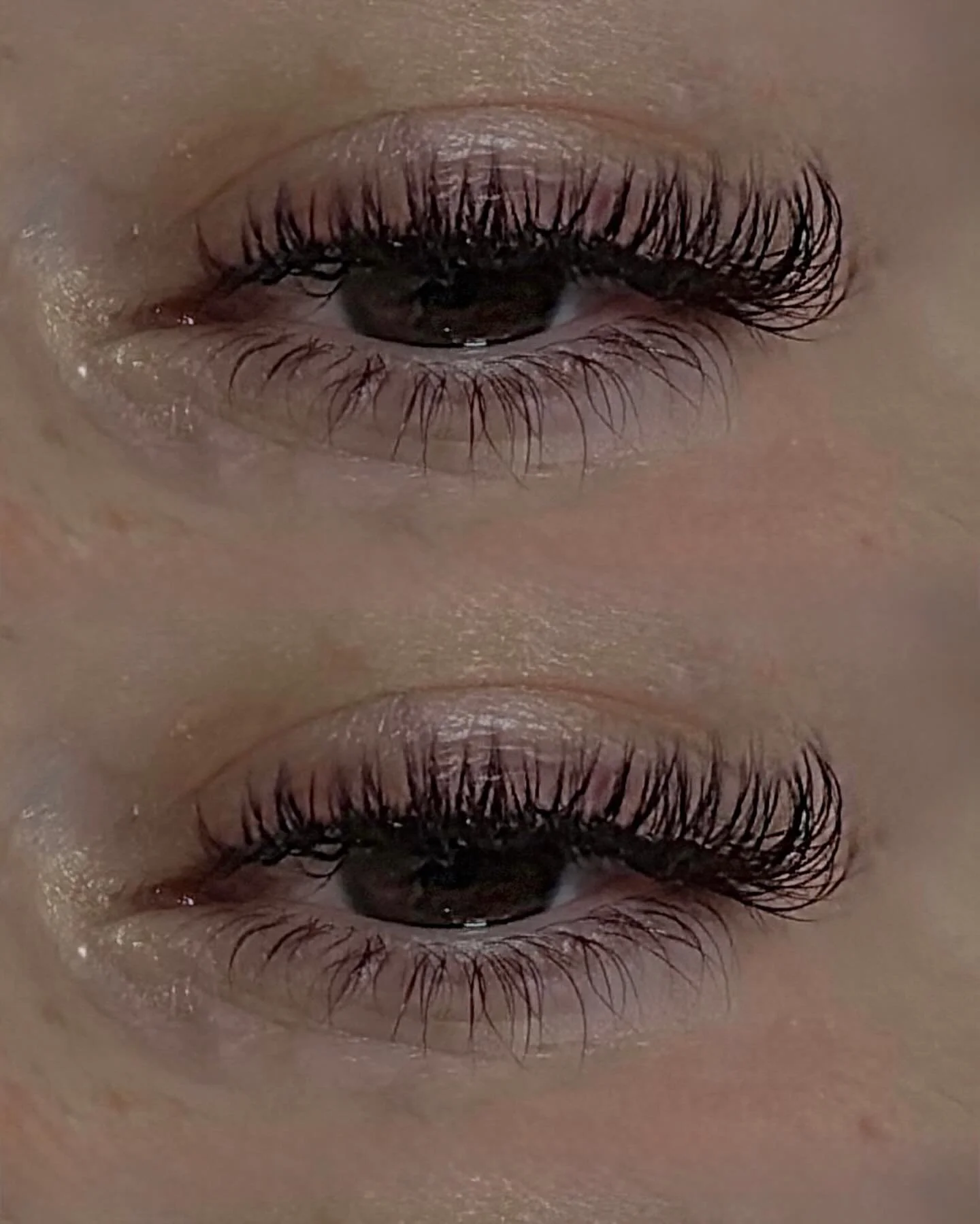 The holidays are coming soon🦃🍁🎄⭐️✨
Don&rsquo;t forget to pre-book your appointments💕
.
.
Classic Set melts beautifully into your natural lashes, giving a seamless, clean look😌🙌
.
.
#beauty #lashes #lashextensions #eyelashextension #classiclashe